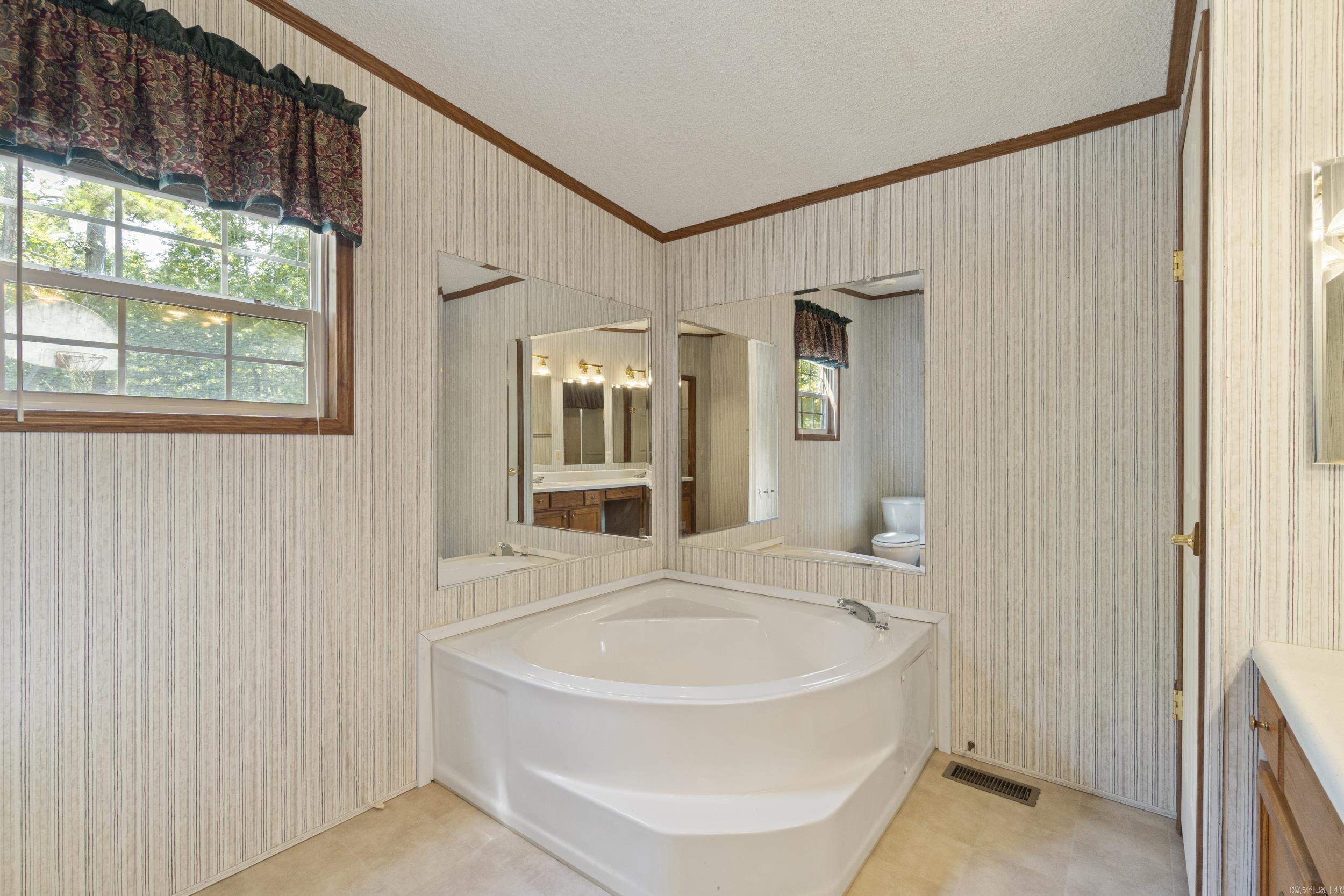 91 Crestview  Conway, AR