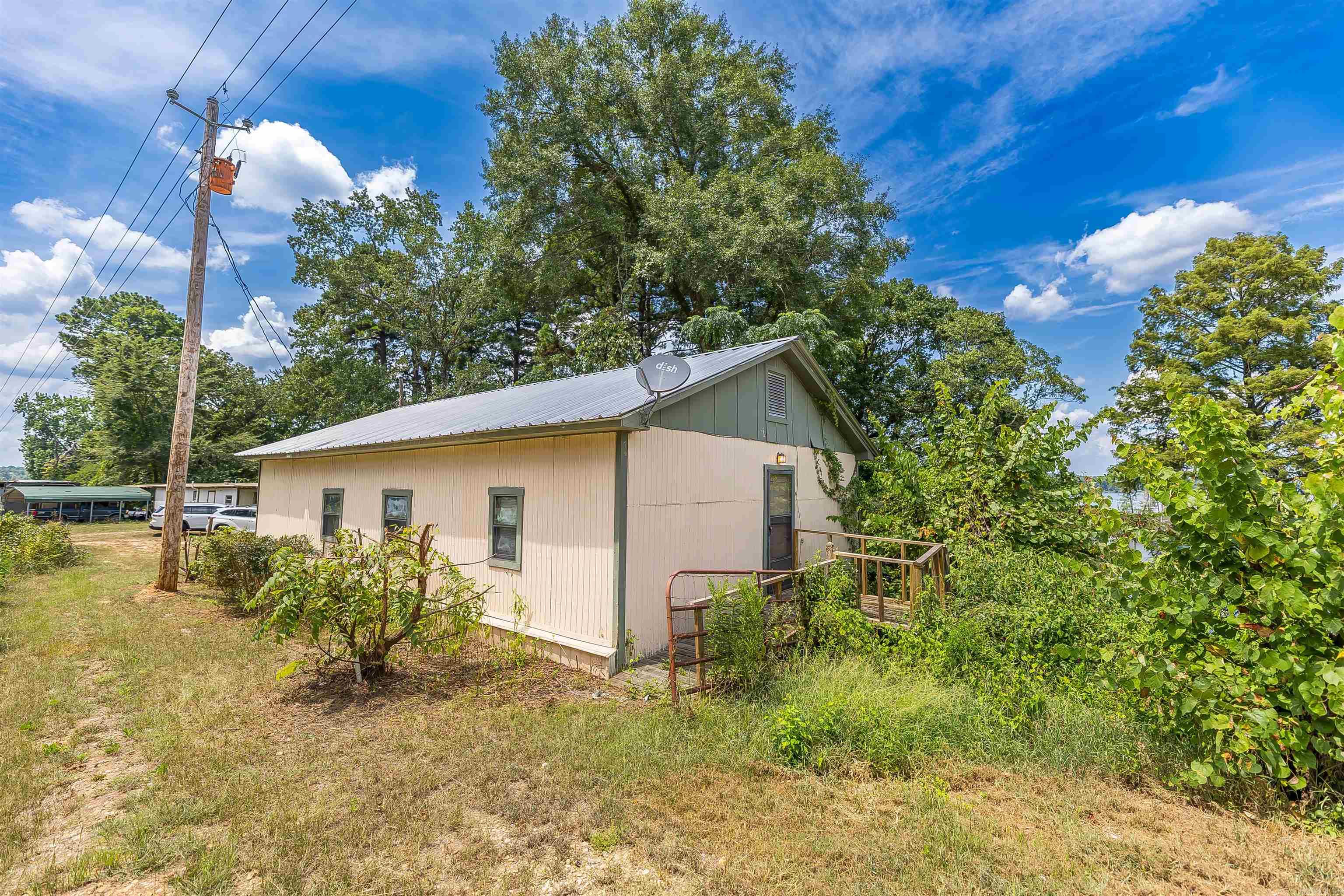396 Highway 387  Chidester, AR