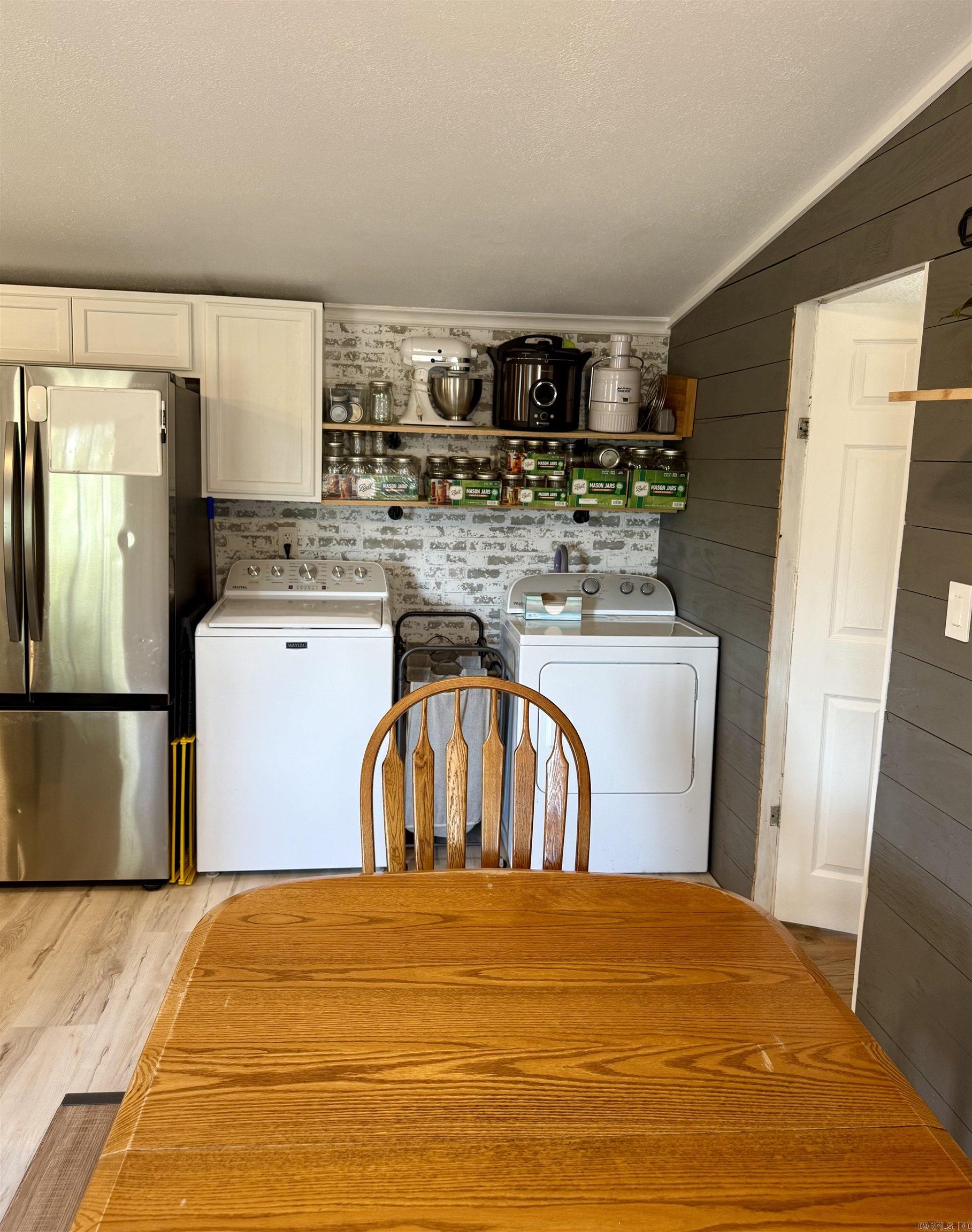 168 Janel  Romance, AR