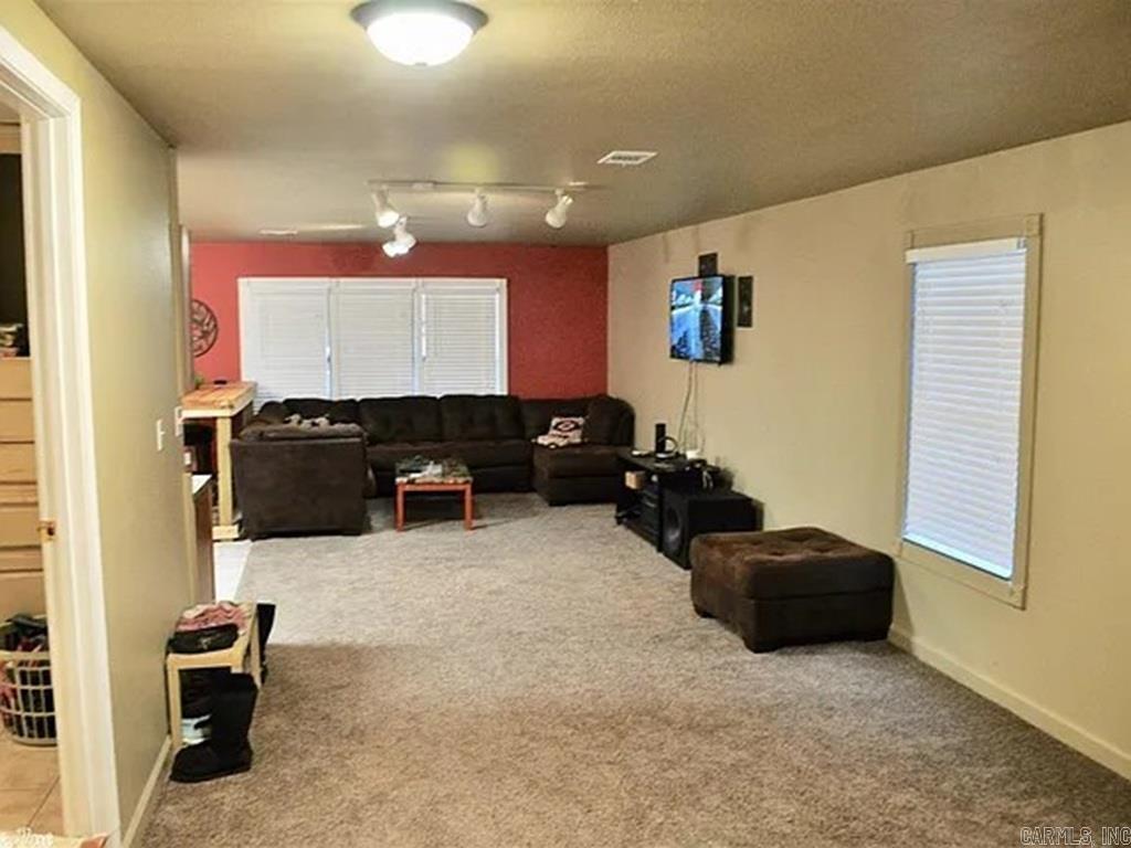11300 Arch  Little Rock, AR