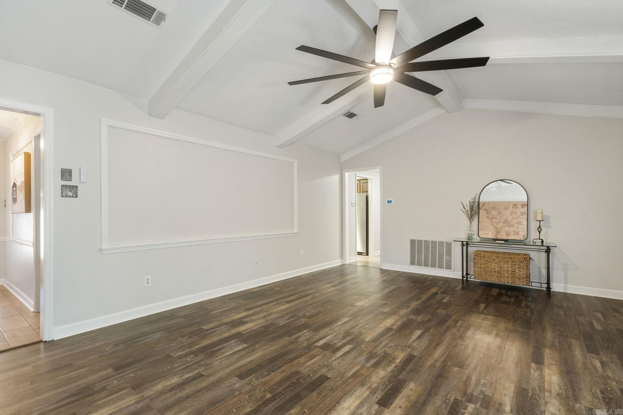 11 Sharondale Court  Maumelle, AR