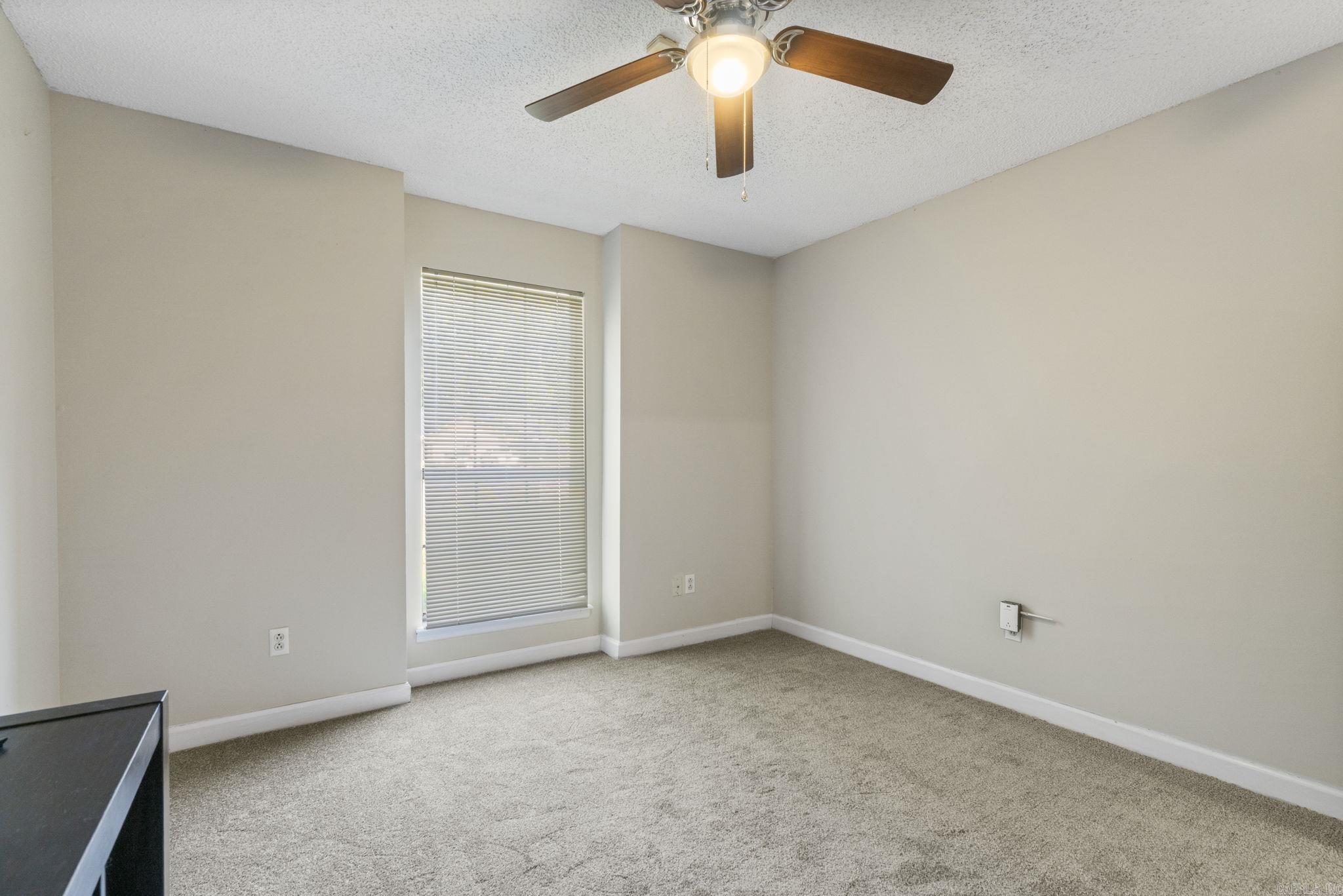 11 Sharondale Court  Maumelle, AR