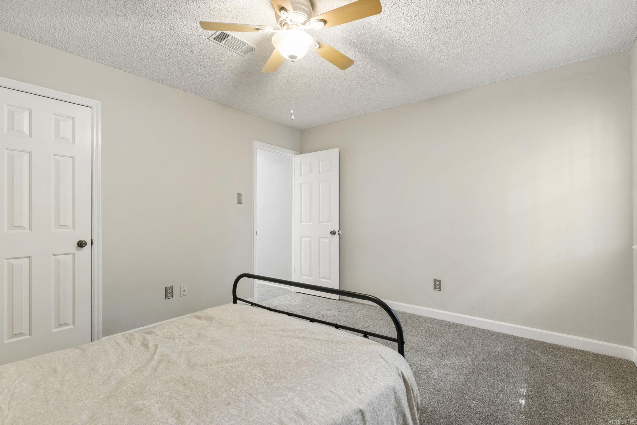 11 Sharondale Court  Maumelle, AR