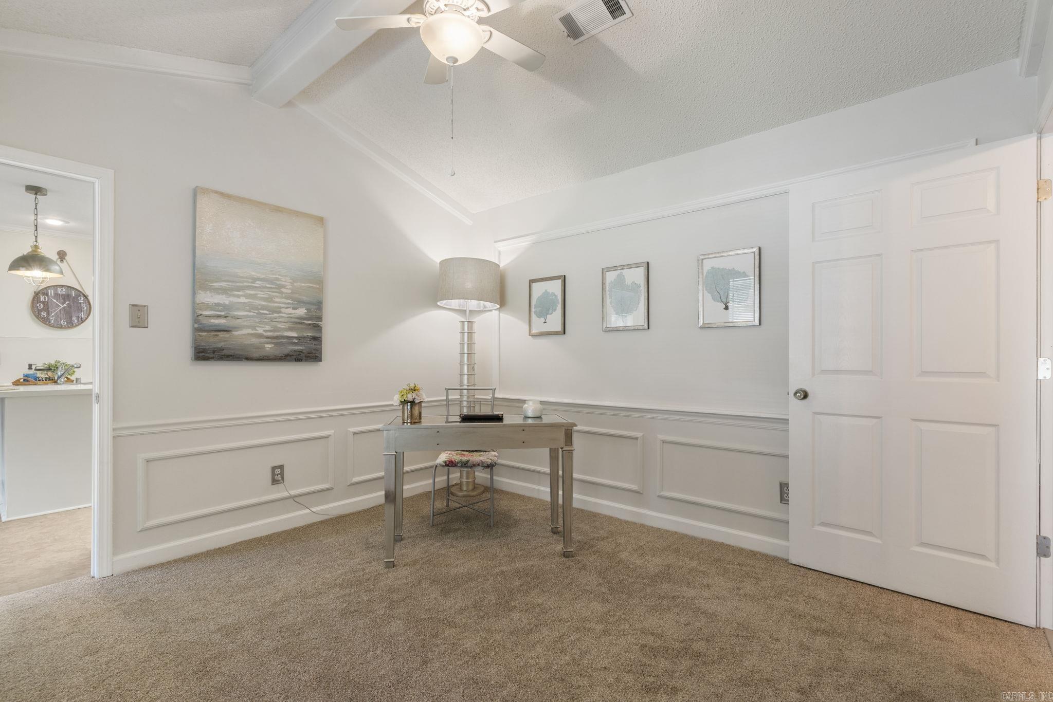 11 Sharondale Court  Maumelle, AR