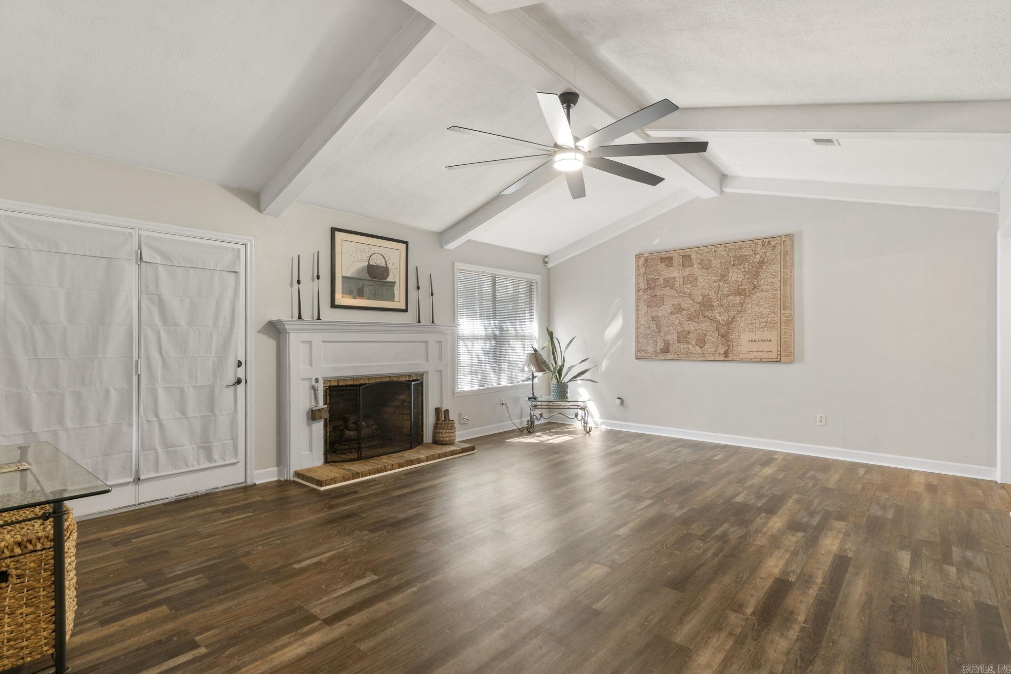 11 Sharondale Court  Maumelle, AR