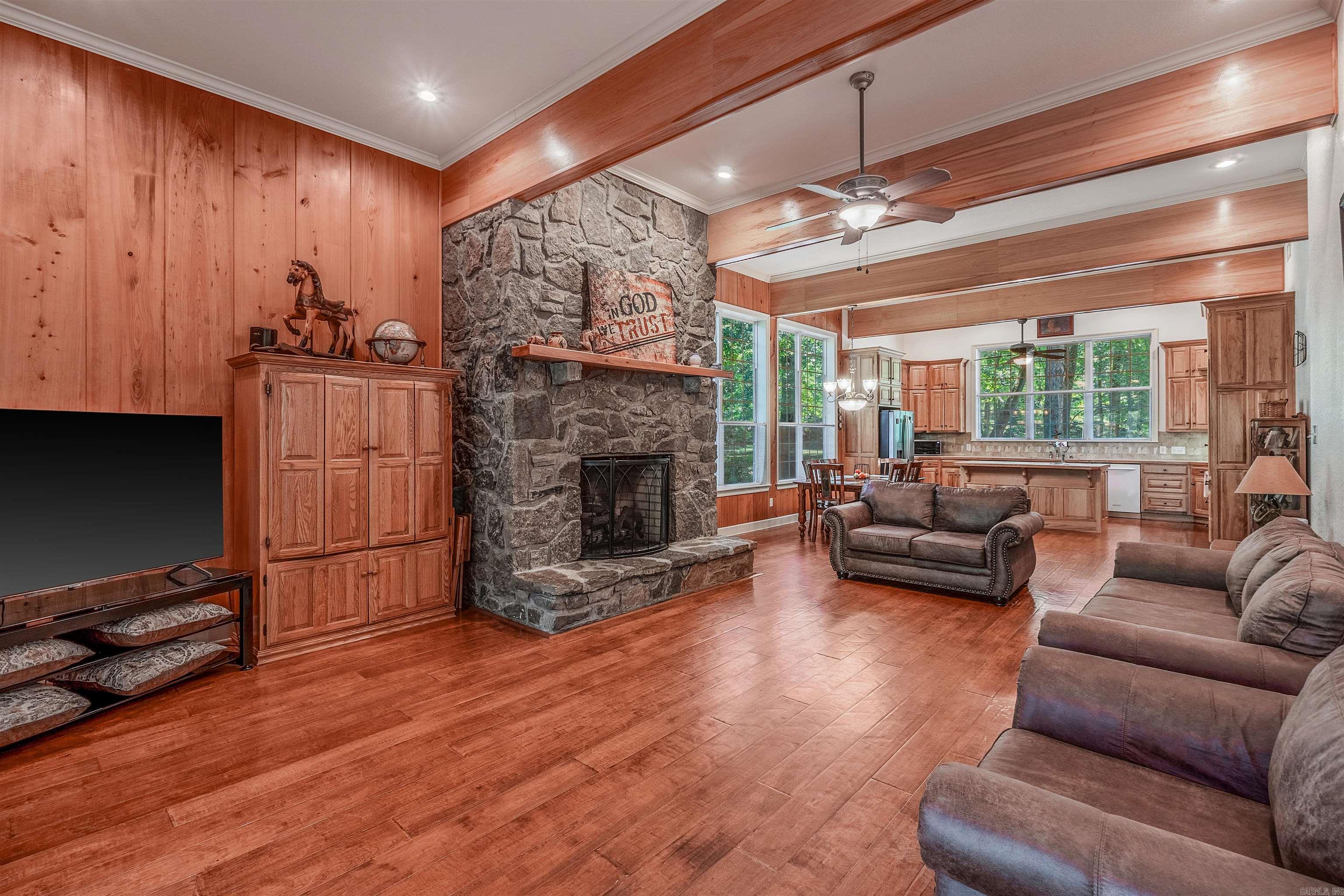 111 N Riverfront  Judsonia, AR