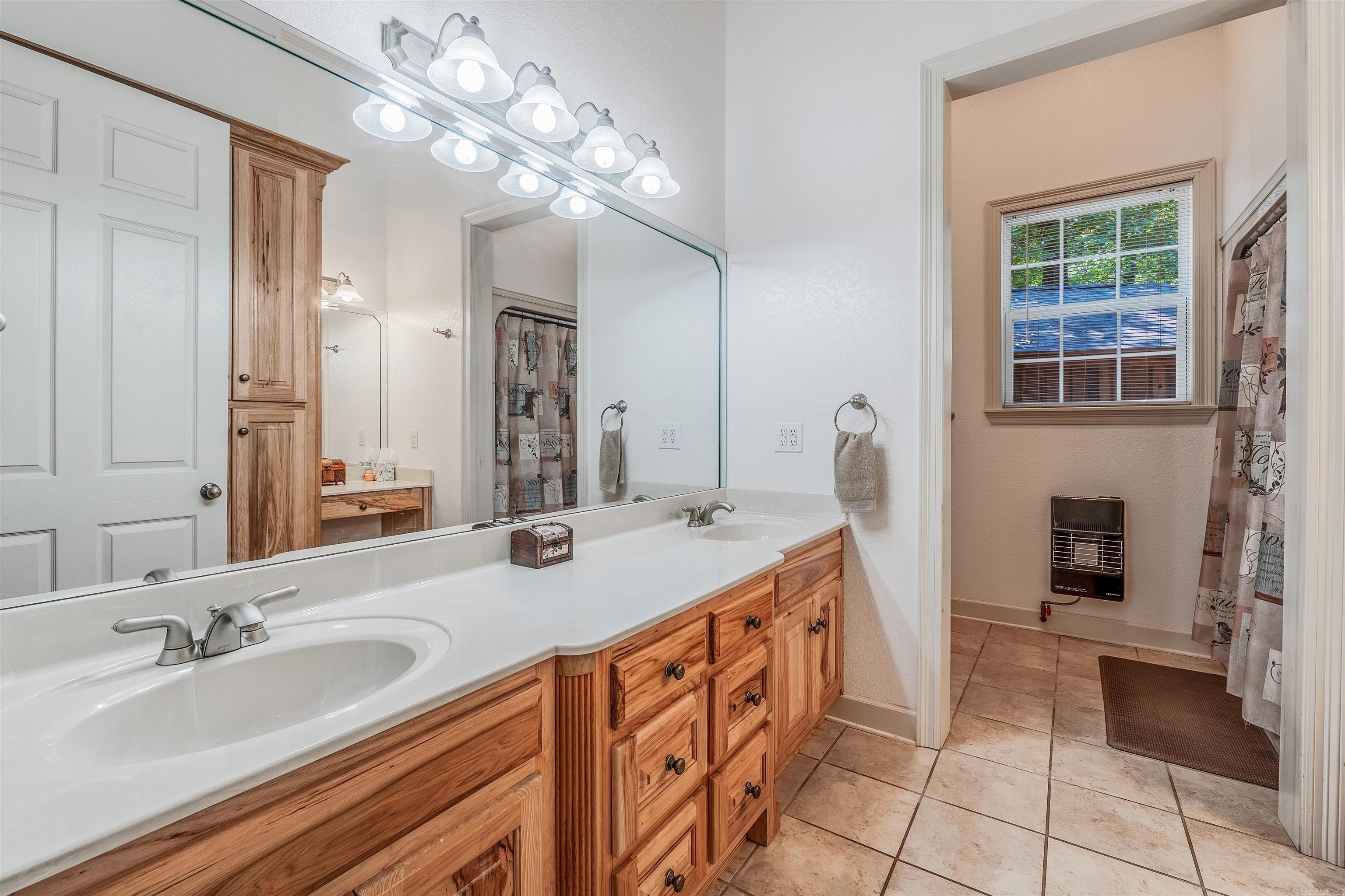 111 N Riverfront  Judsonia, AR