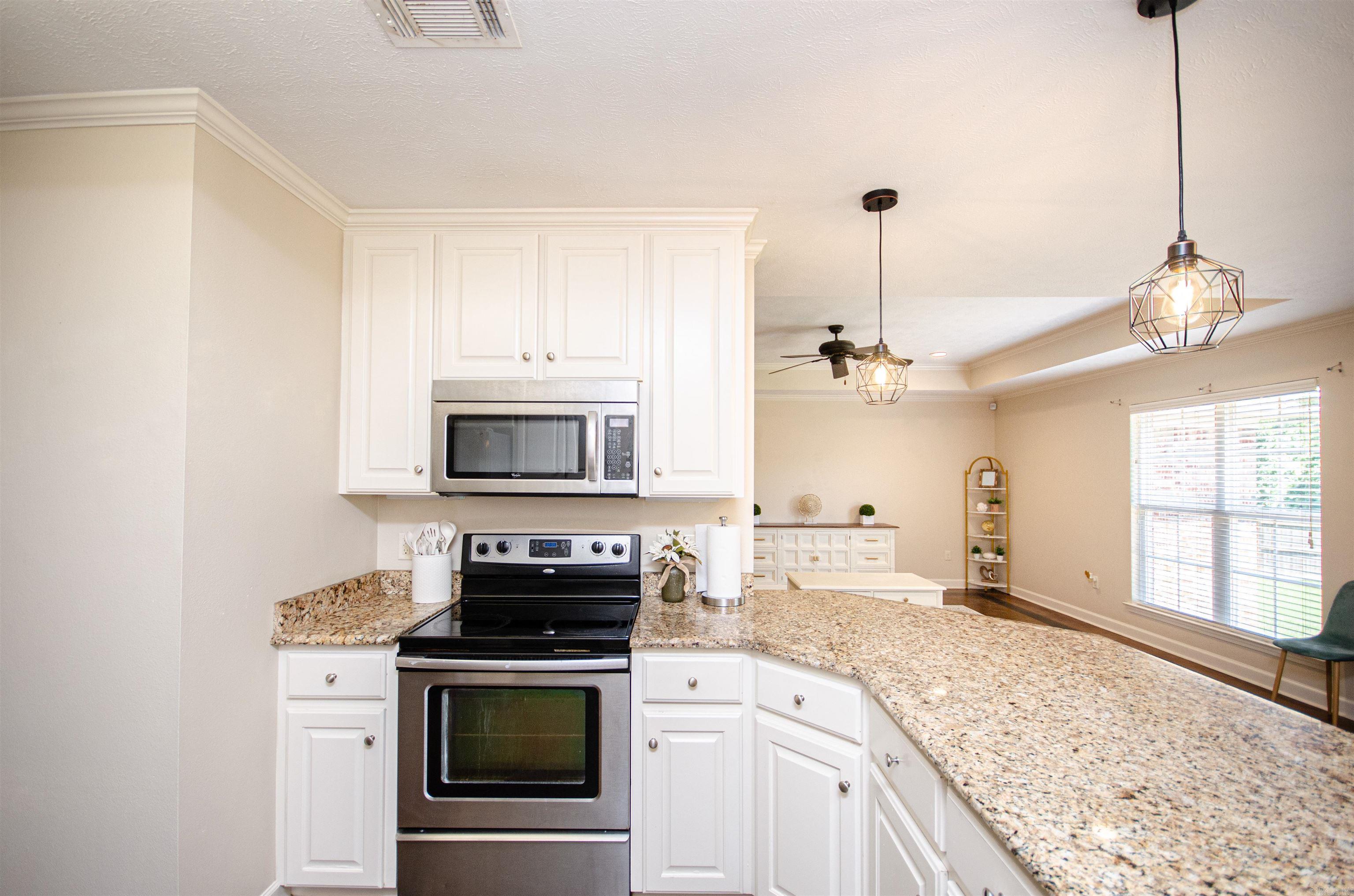 1040 Calloway  Conway, AR