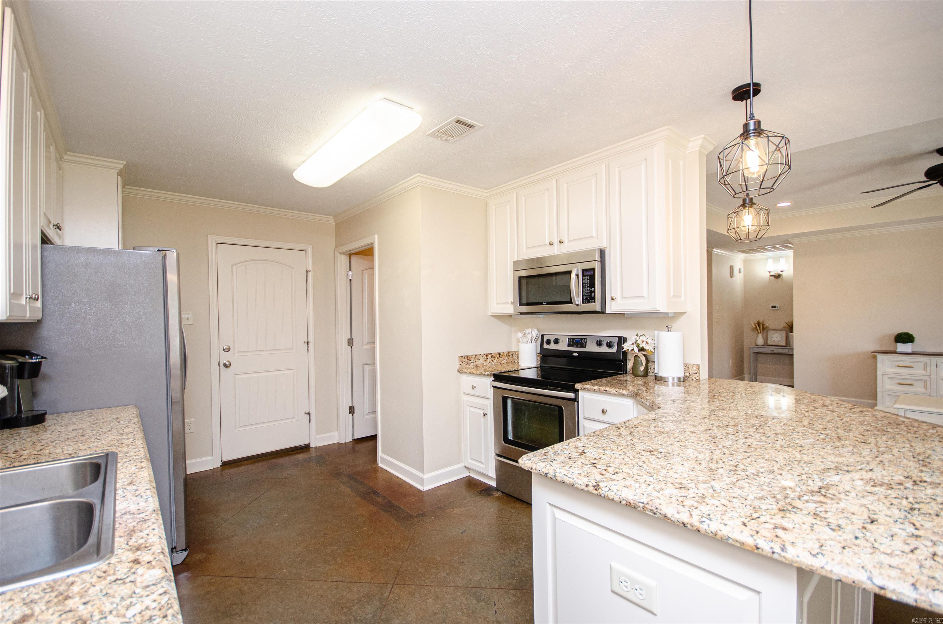 1040 Calloway  Conway, AR