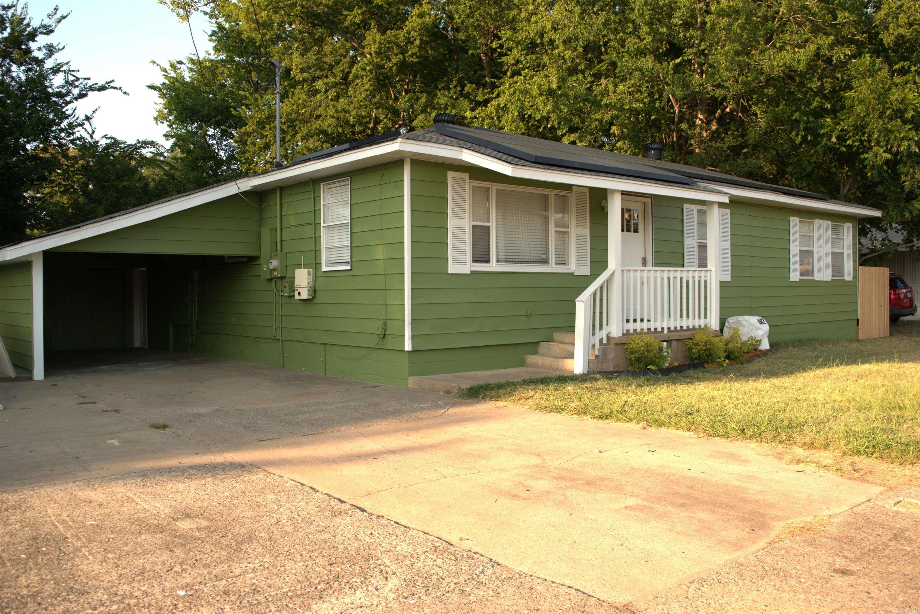 612 W Sixth  Conway, AR