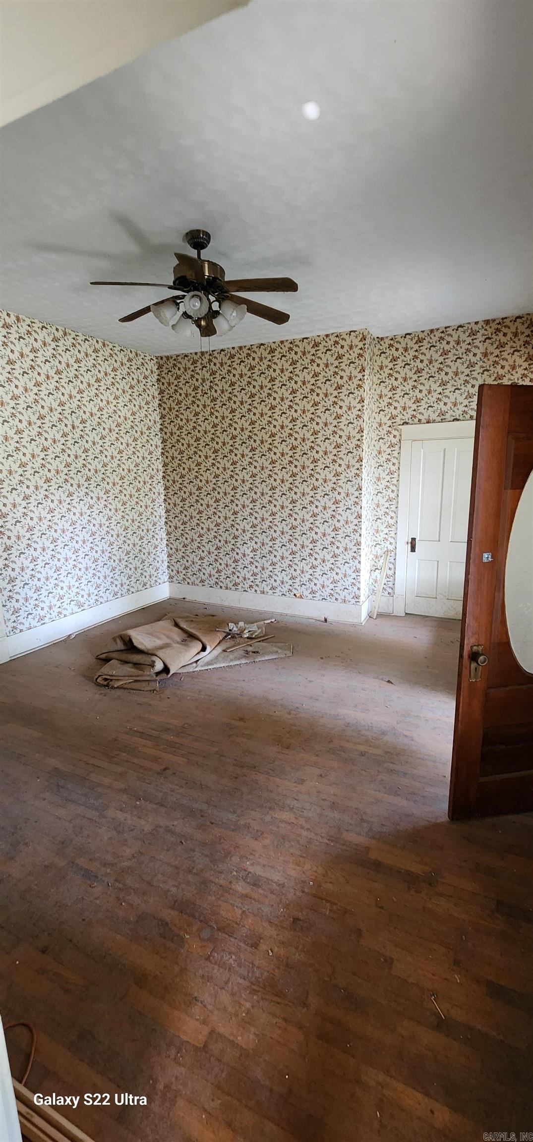 311 E Church  Paris, AR