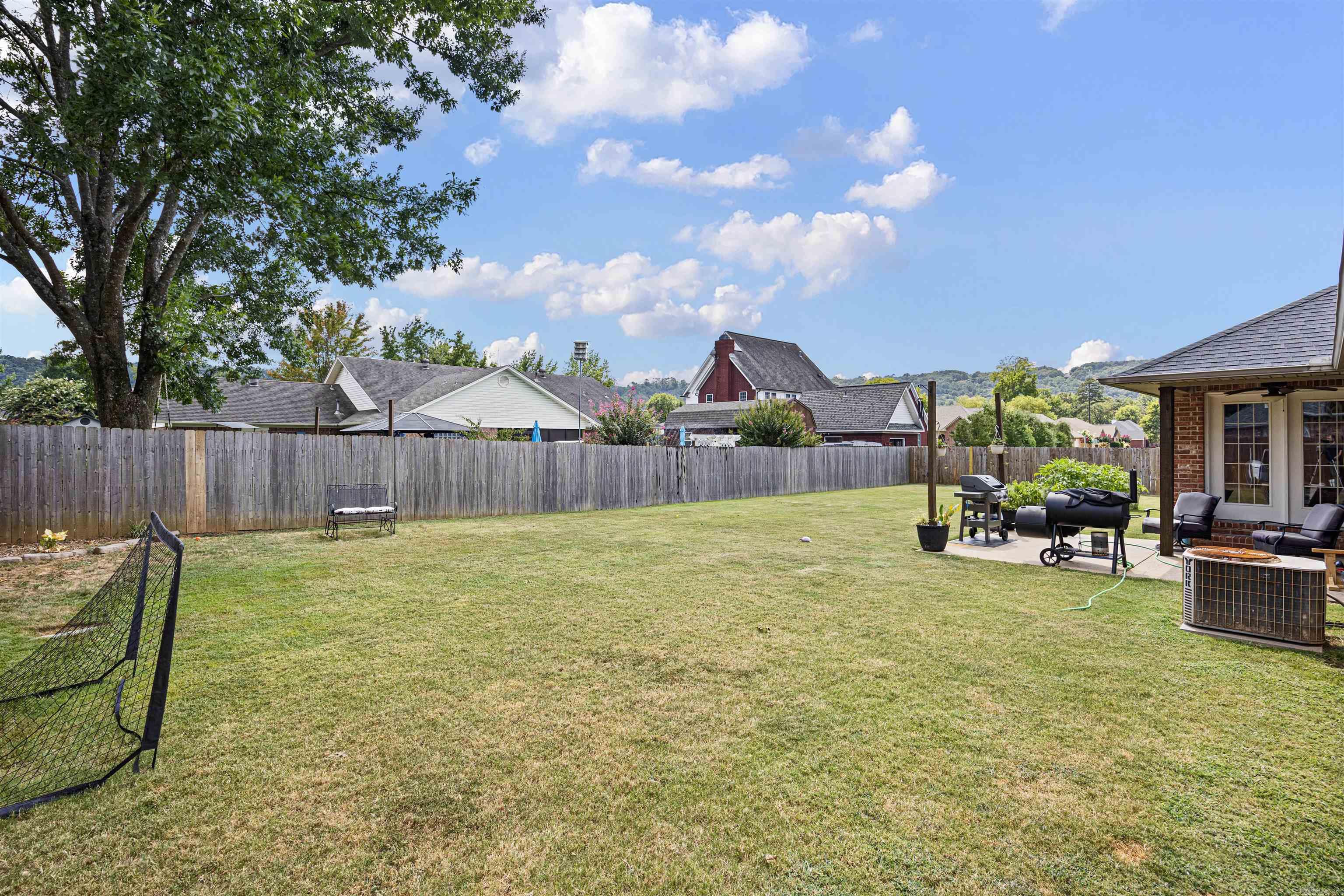 907 Muscadine  Russellville, AR