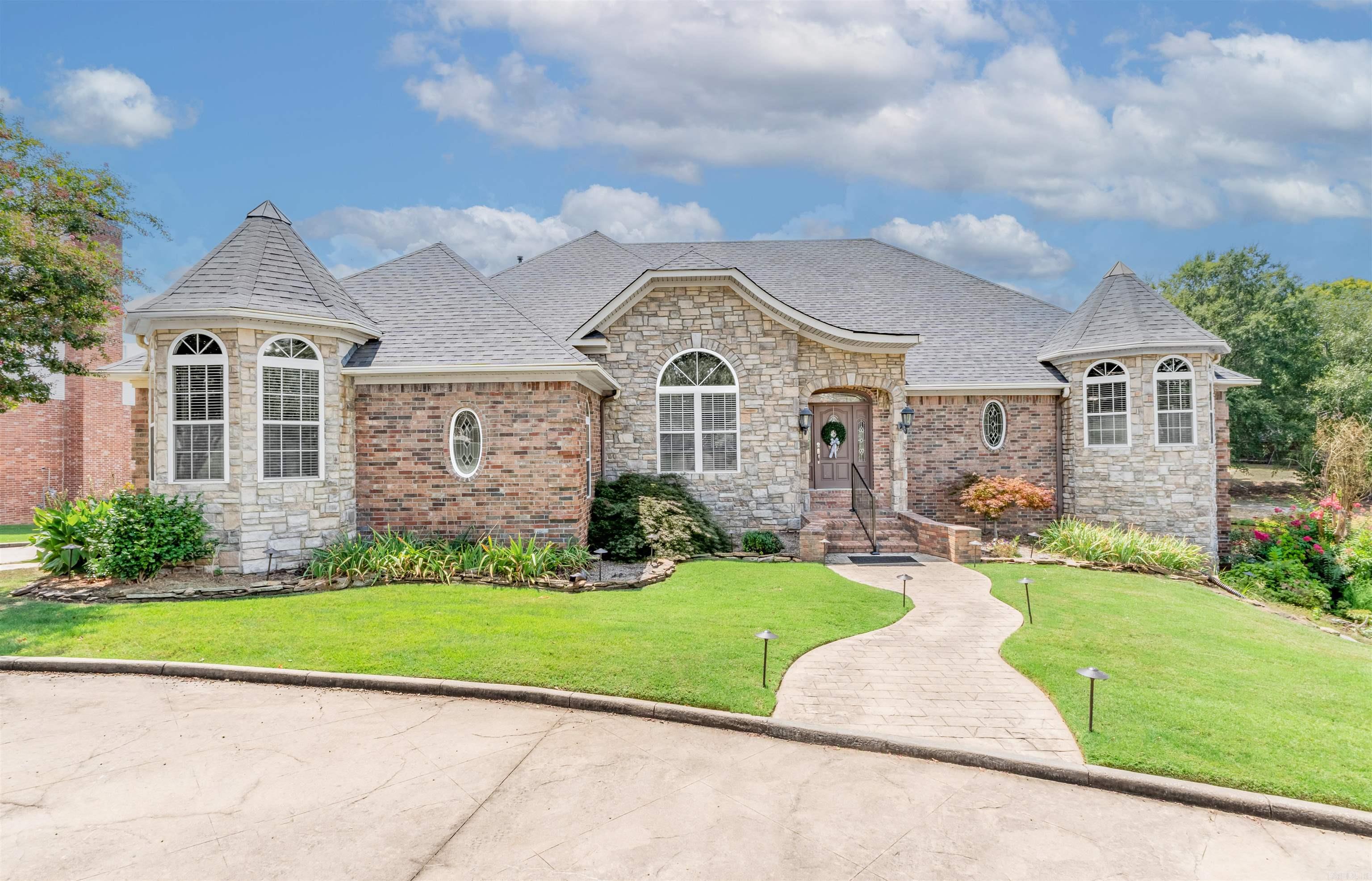 130 Mohawk Dr Maumelle, AR 72113