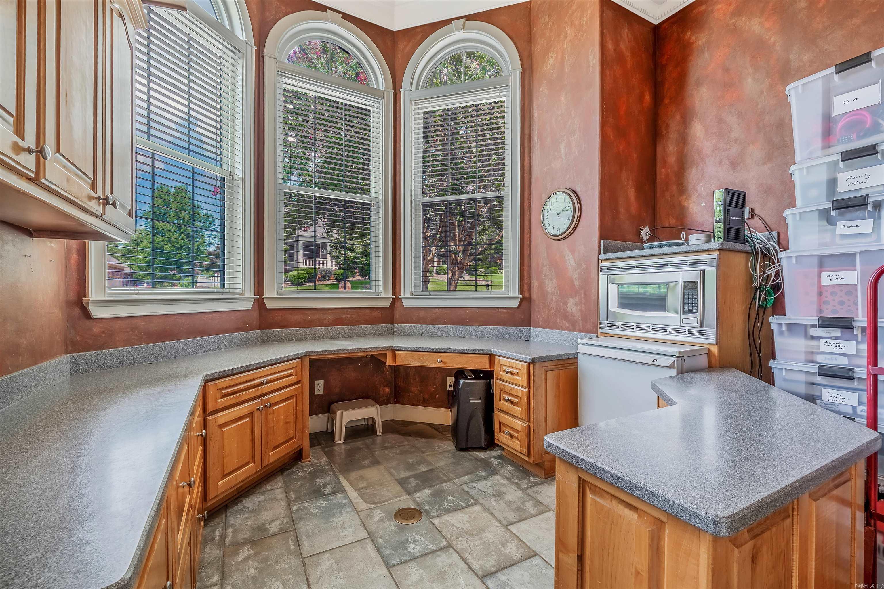 130 Mohawk Dr Maumelle, AR 72113