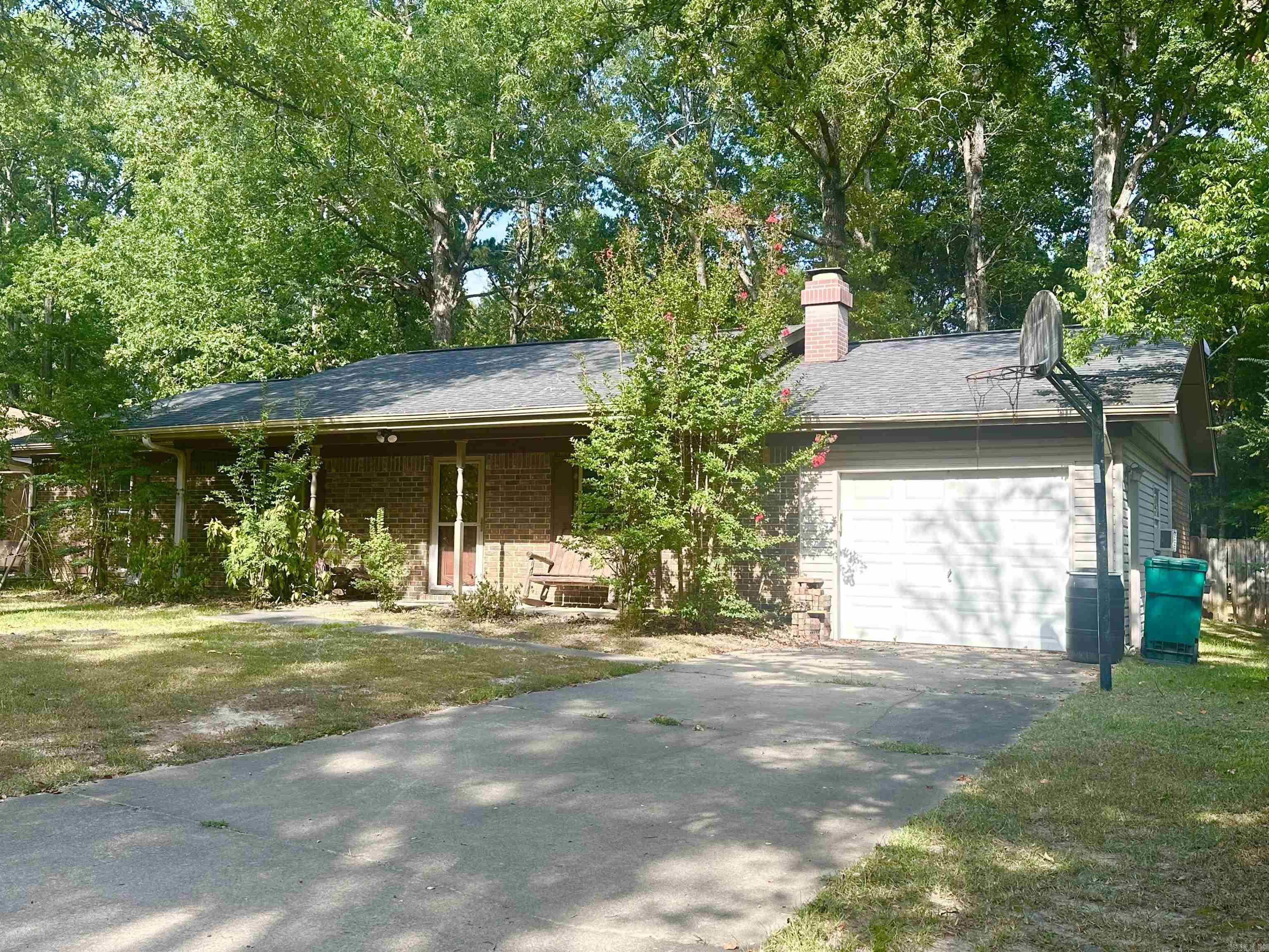 22 Concord Dr.  White Hall, AR