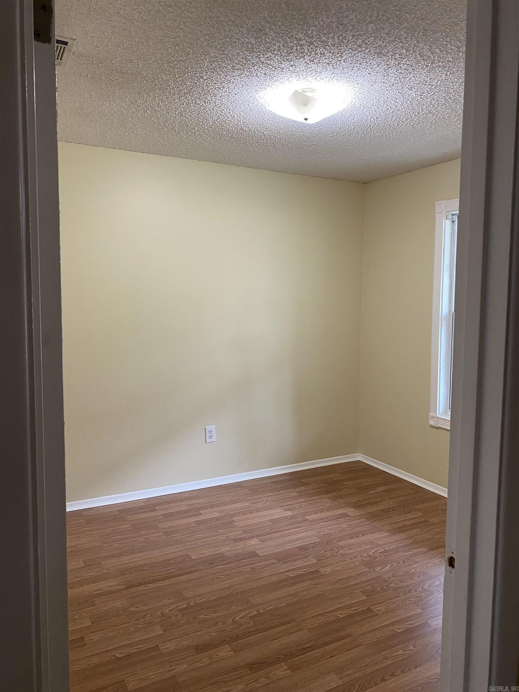 1407 S Cleveland Little Rock, AR 72204