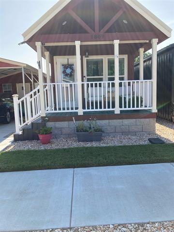 1809 S G Street  Rogers, AR