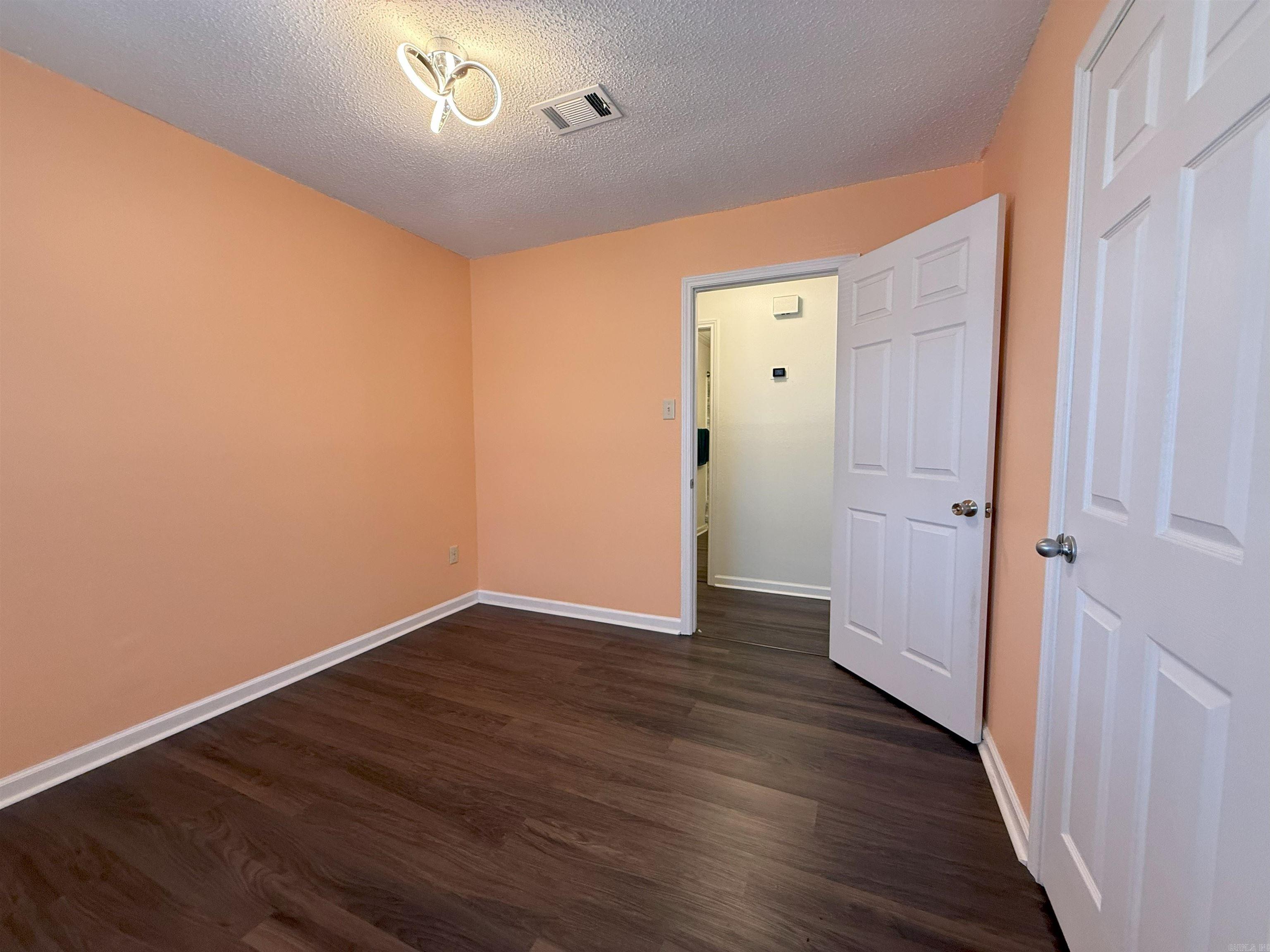 1218 Fairview  Lonoke, AR