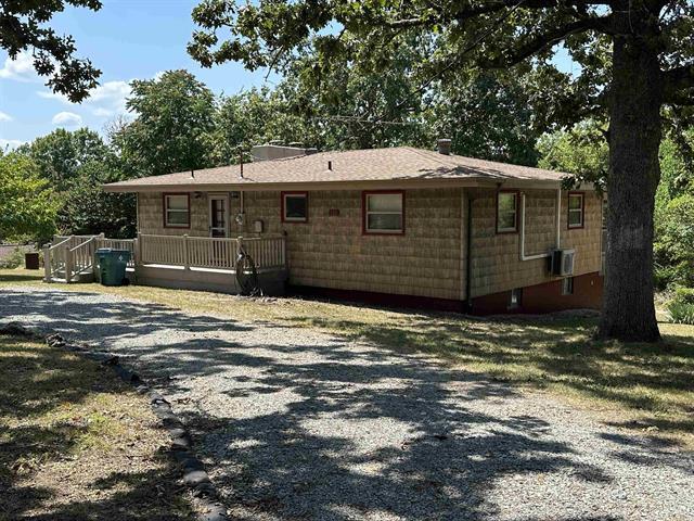 121  Lakeland Point  Bull Shoals, AR