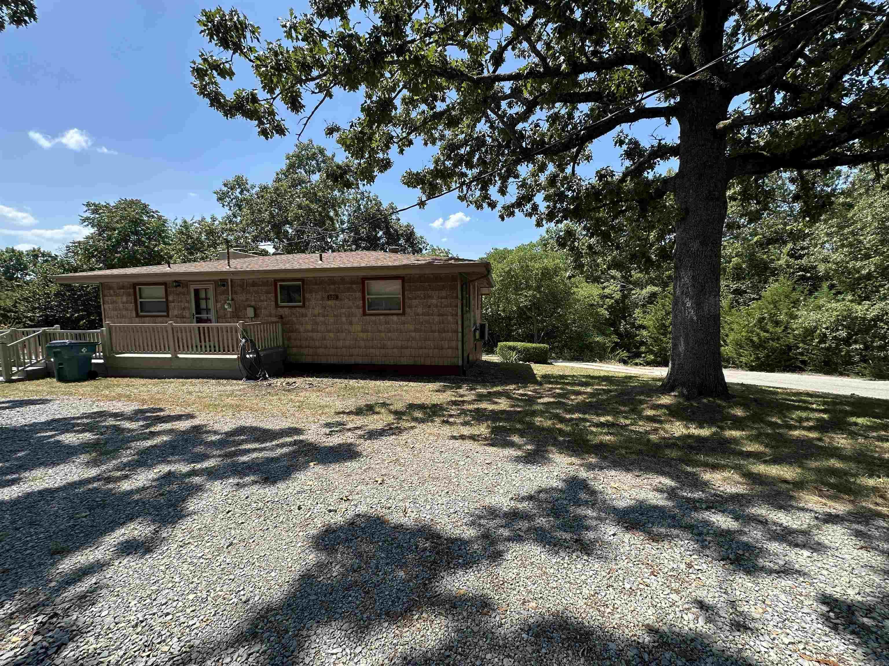121 Lakeland Point  Bull Shoals, AR