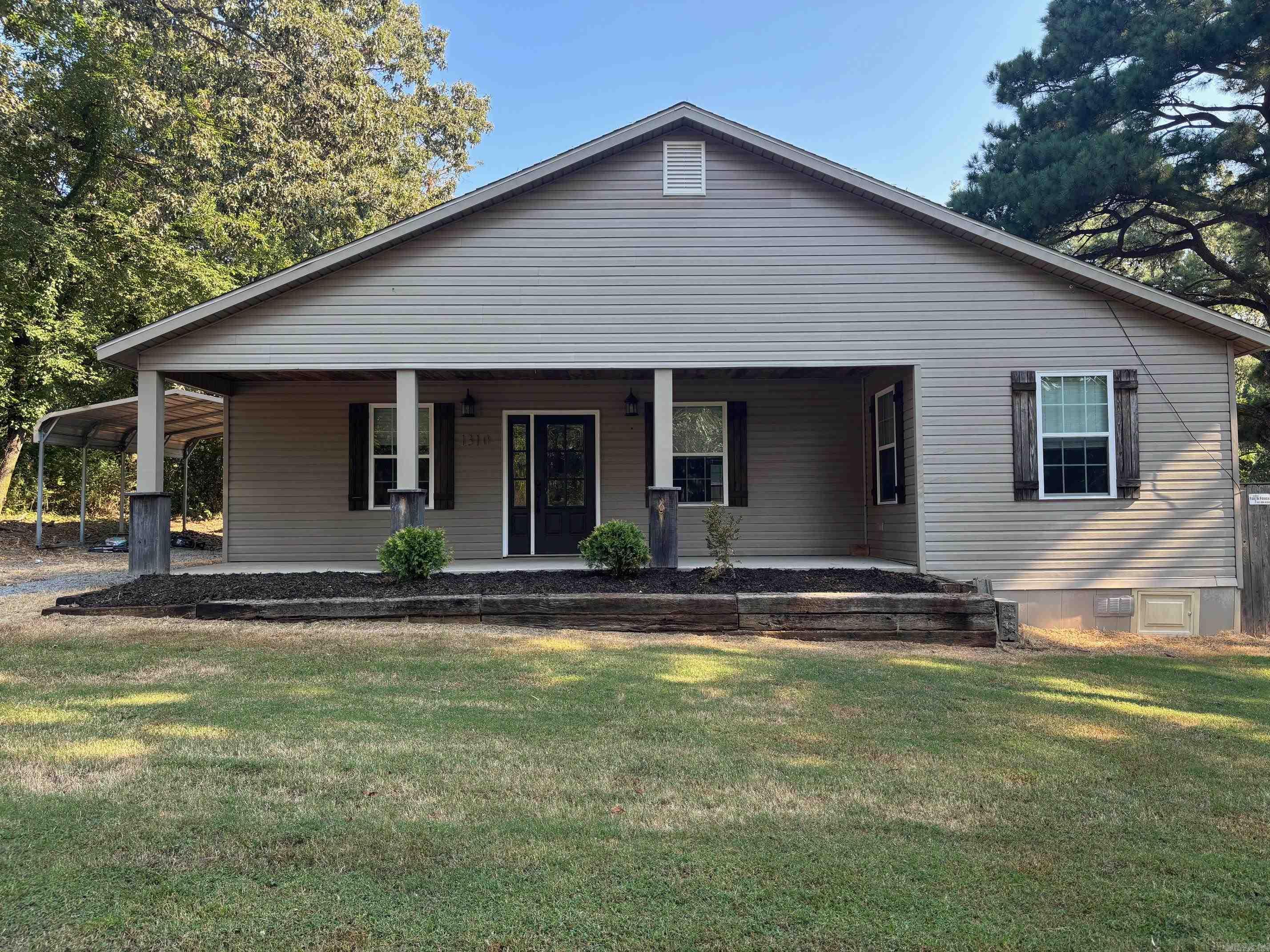 1310 W Union  Bald Knob, AR