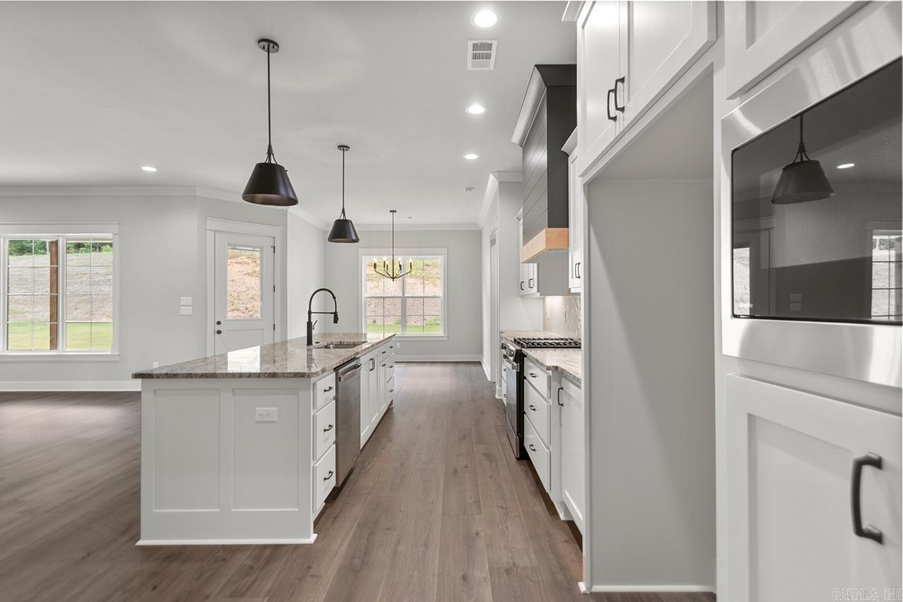9225 Wooddale  Sherwood, AR