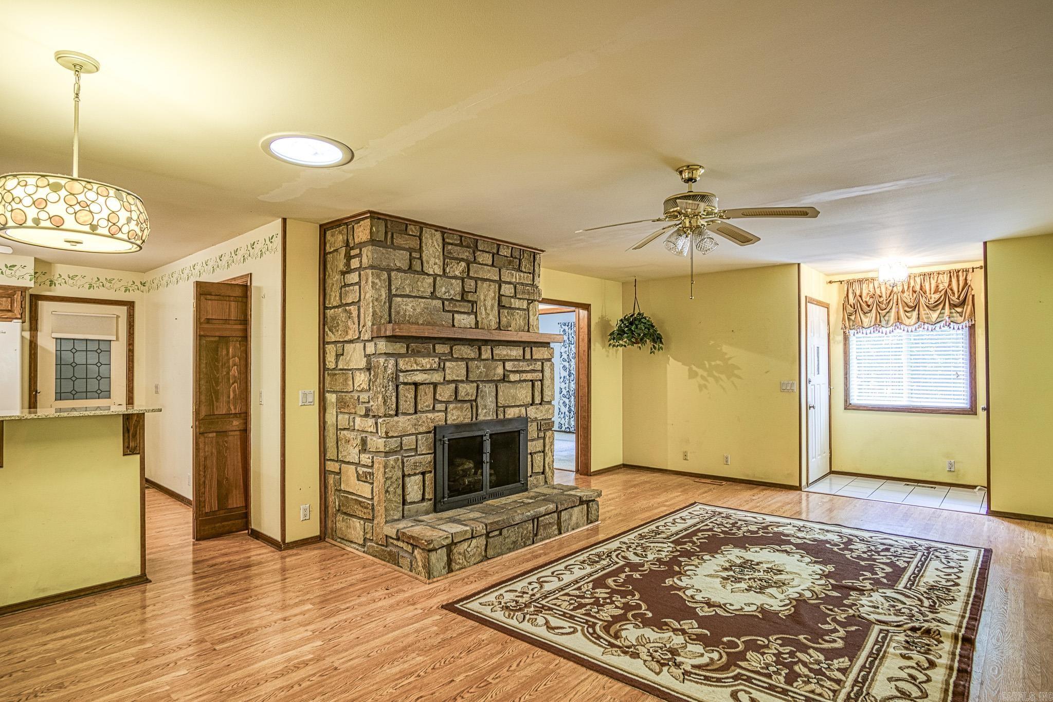 4 Monovar Lane  Hot Springs Village, AR