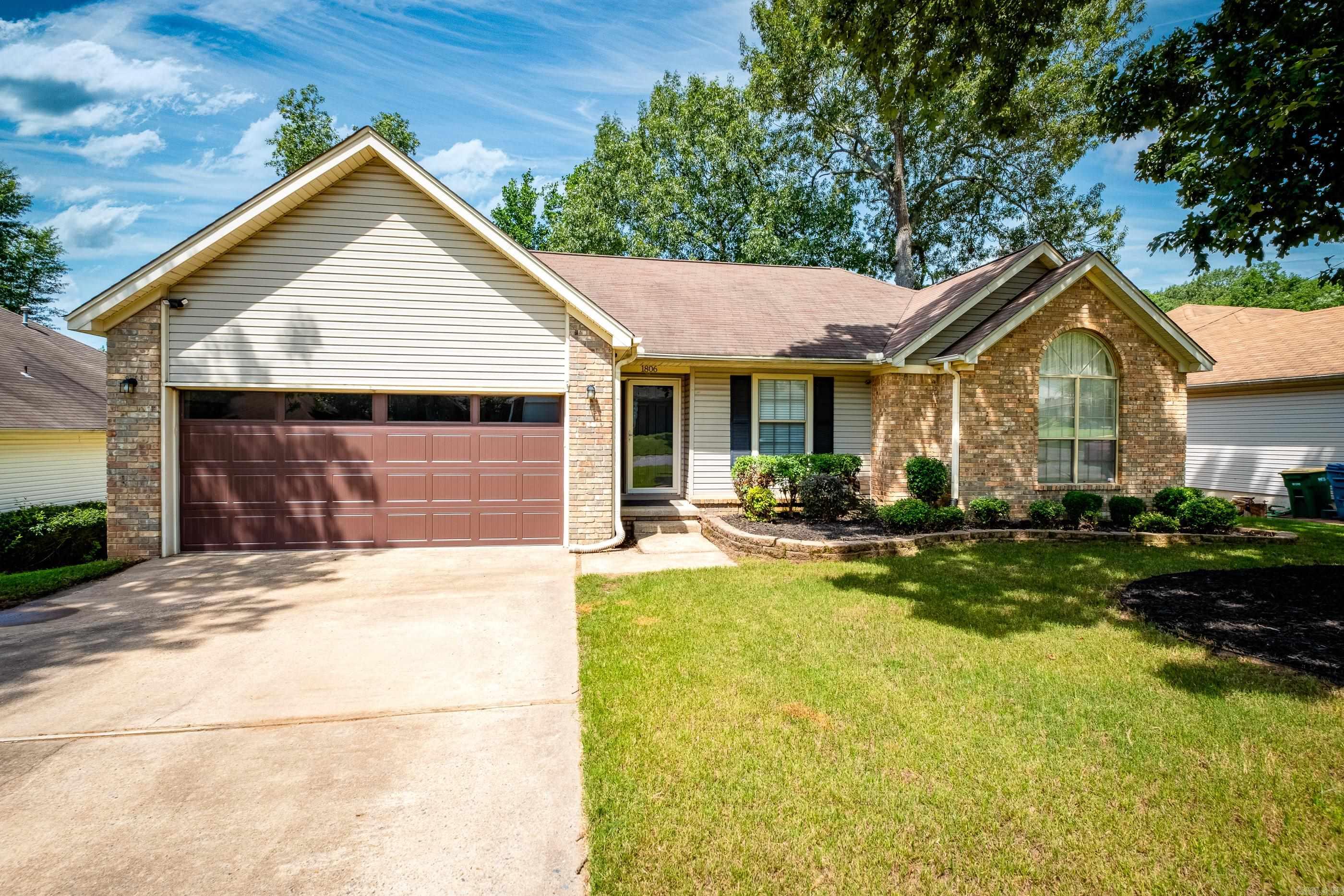 1806 Point West  Little Rock, AR