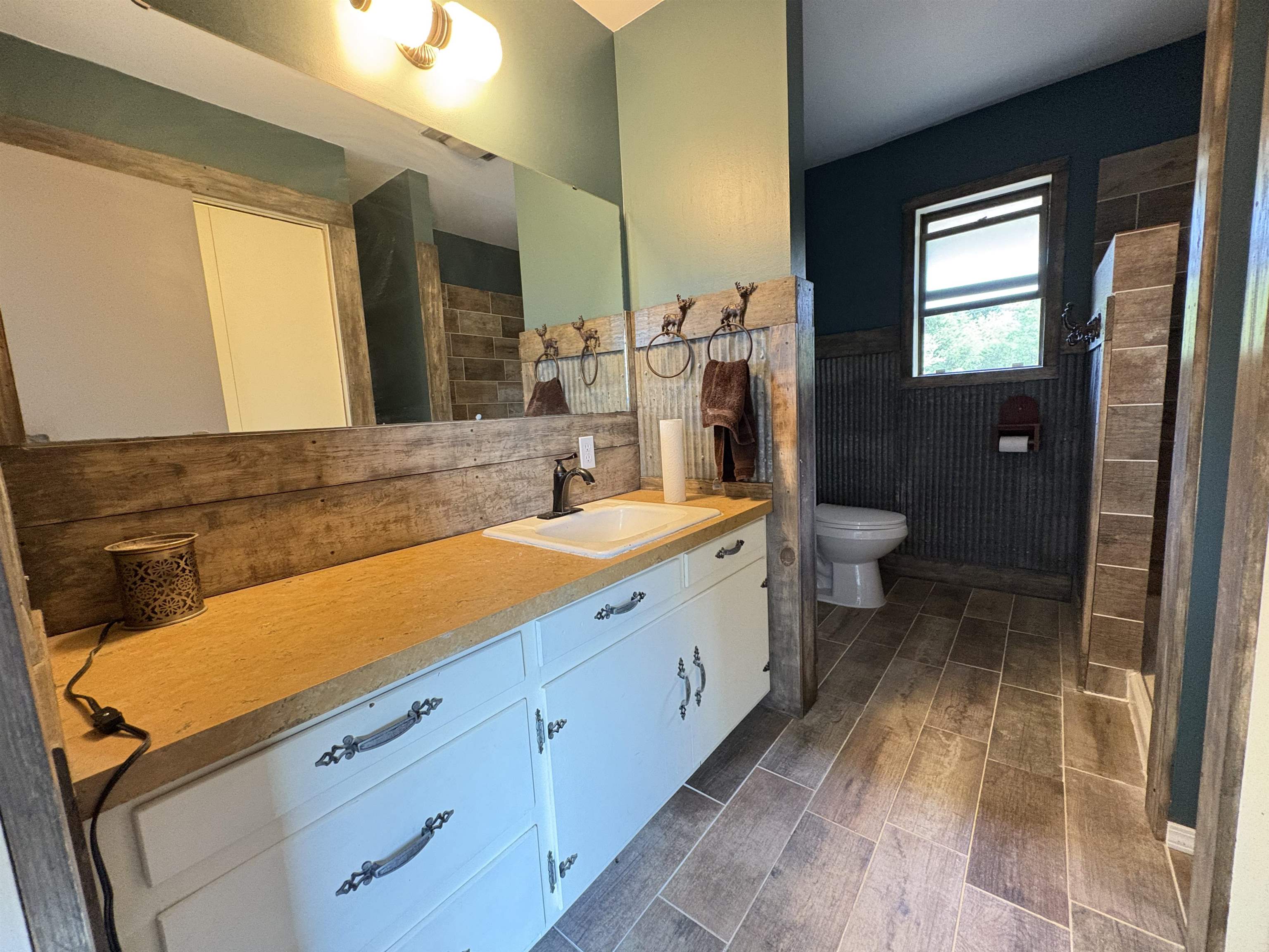 8624 S Highway 63  Mammoth Spring, AR