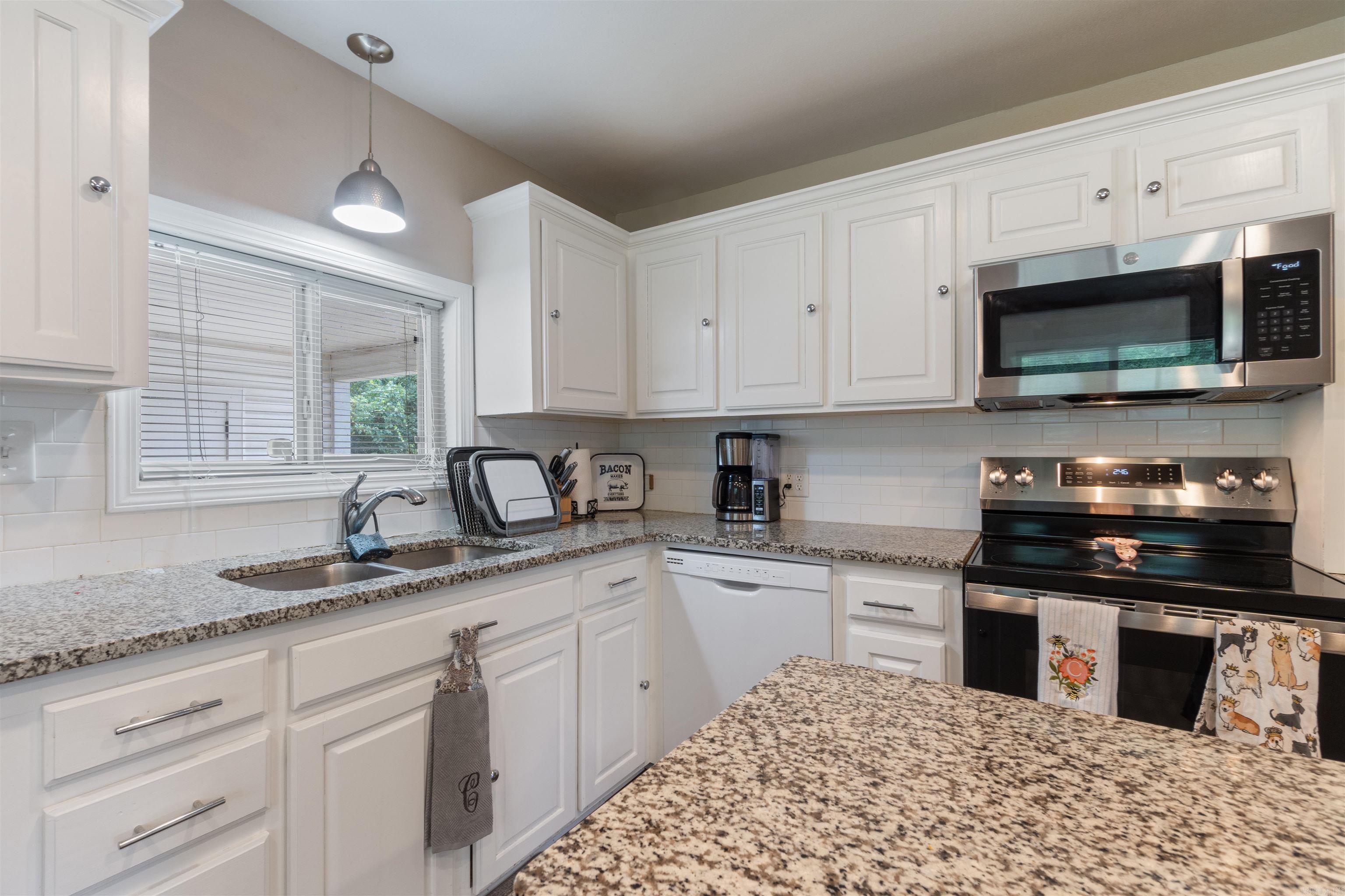 24919 S Sardis  Bauxite, AR