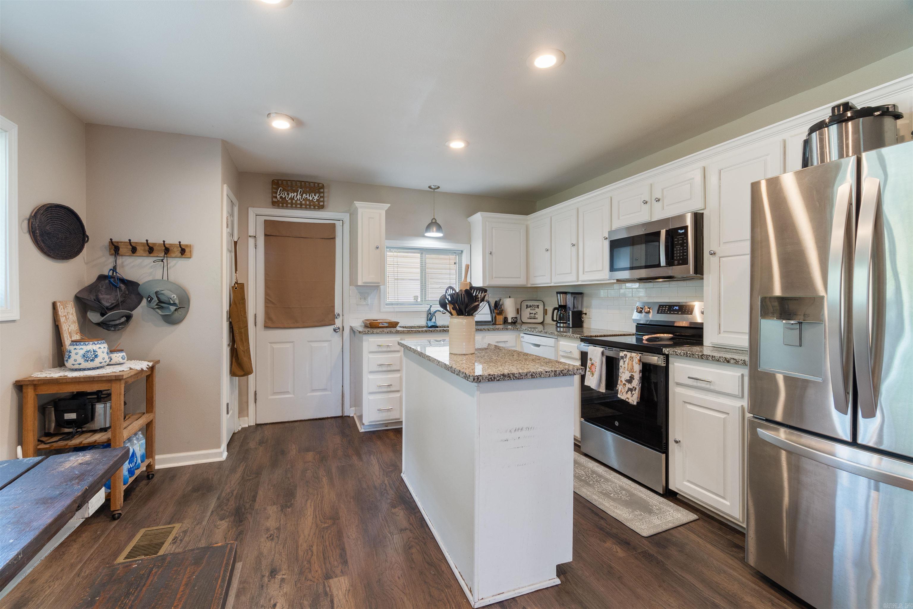 24919 S Sardis  Bauxite, AR