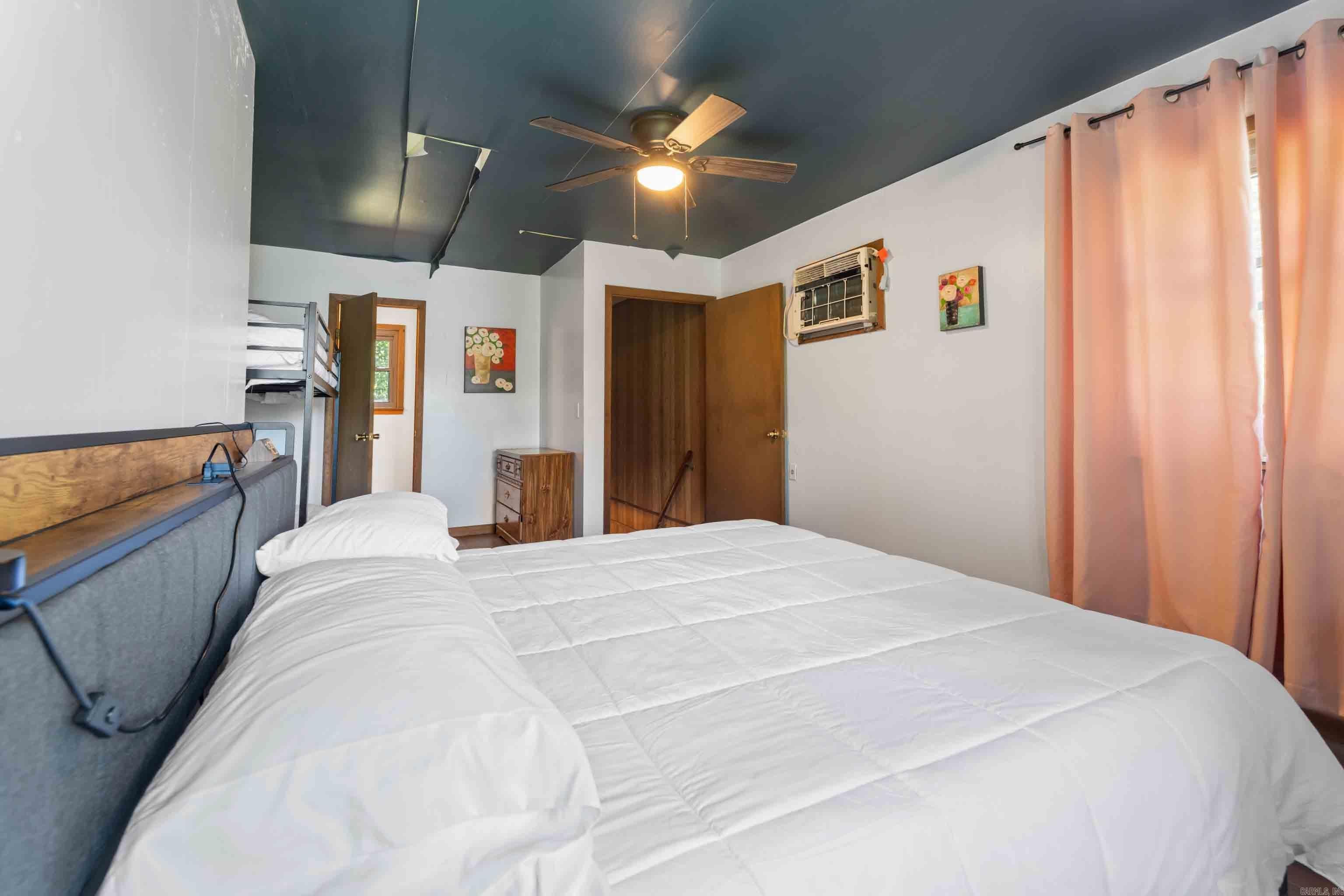 25 Ramp Rd.  Greers Ferry, AR