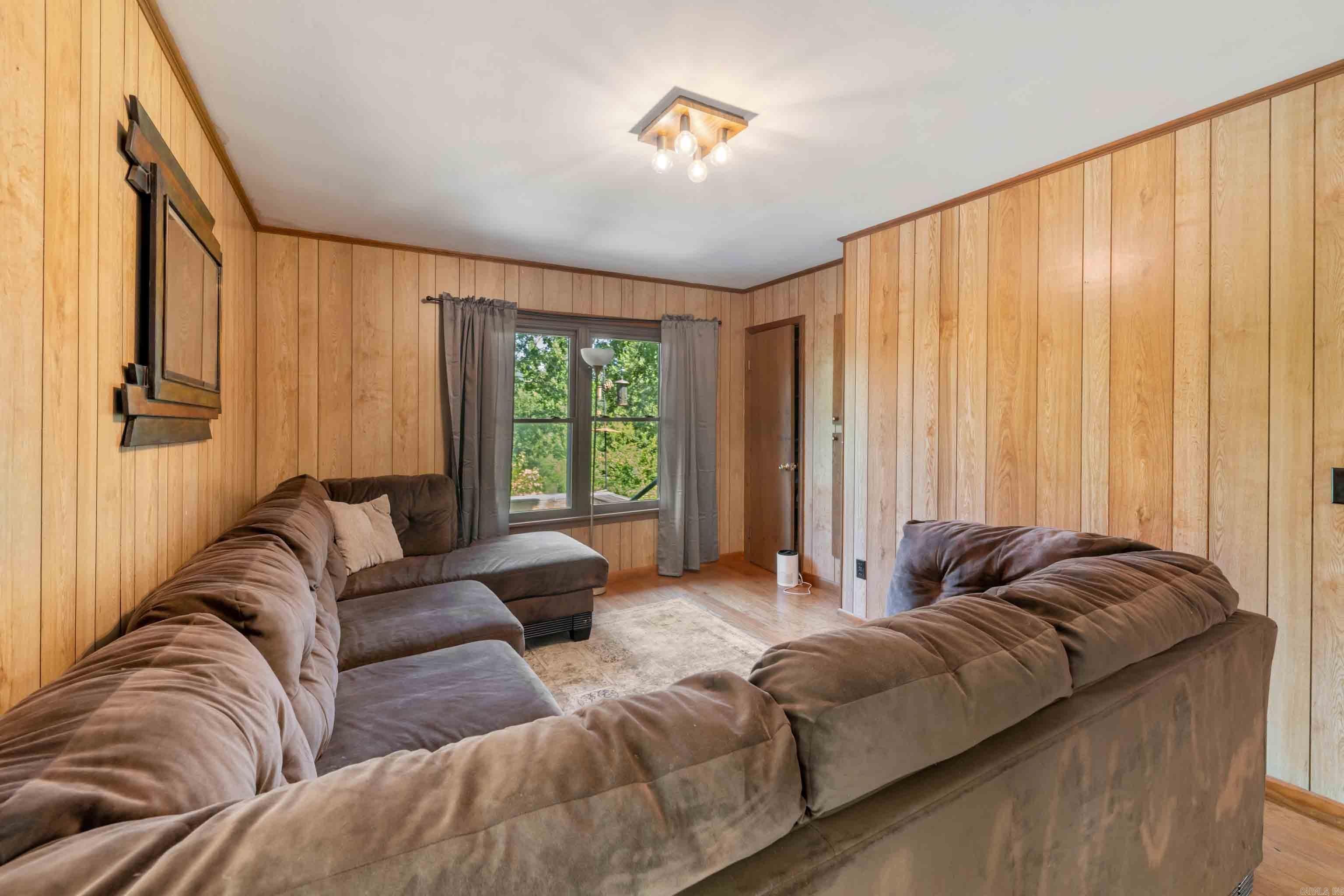 25 Ramp Rd.  Greers Ferry, AR