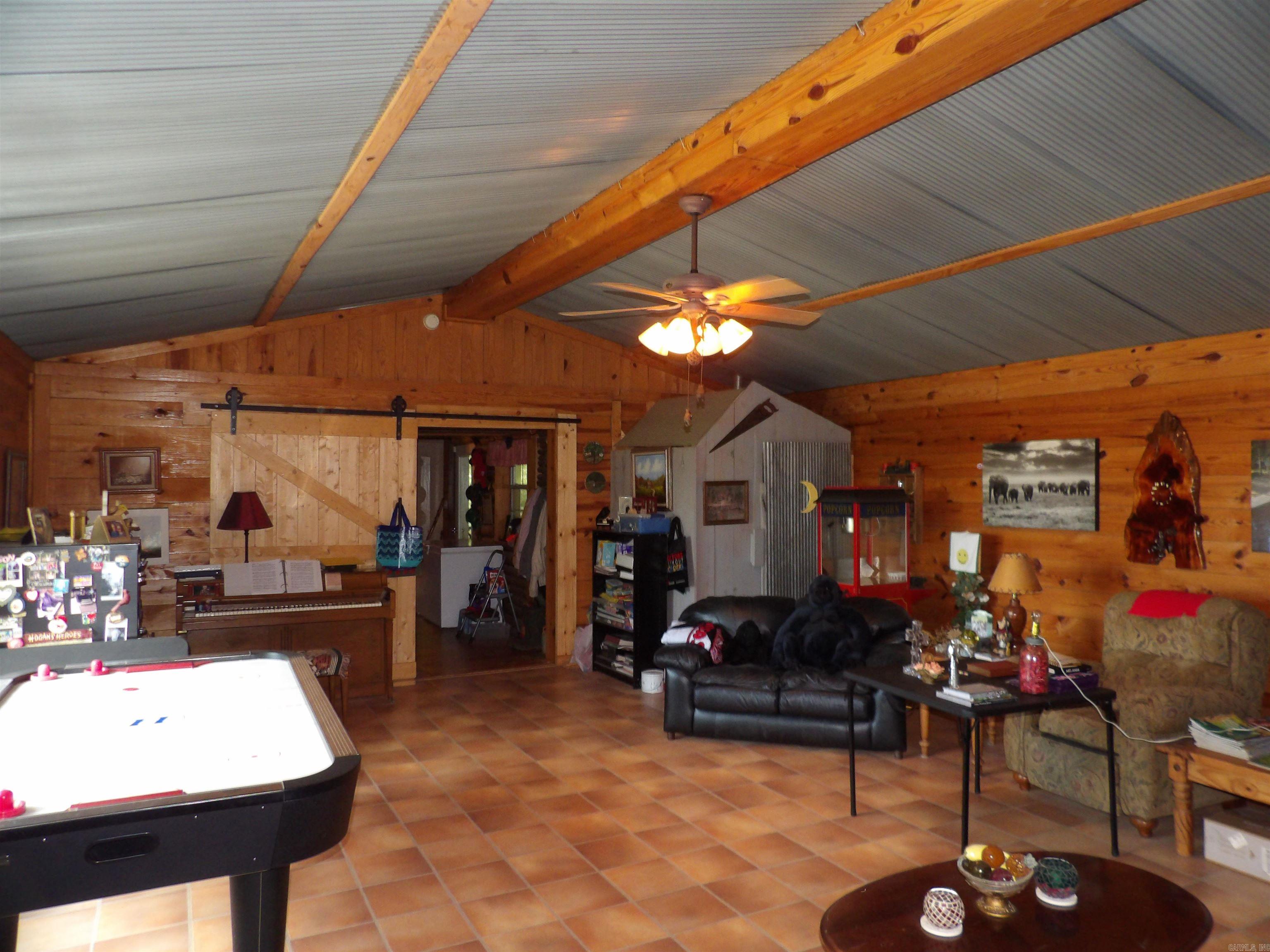 175 MELGIE RIDGE RD  Drasco, AR