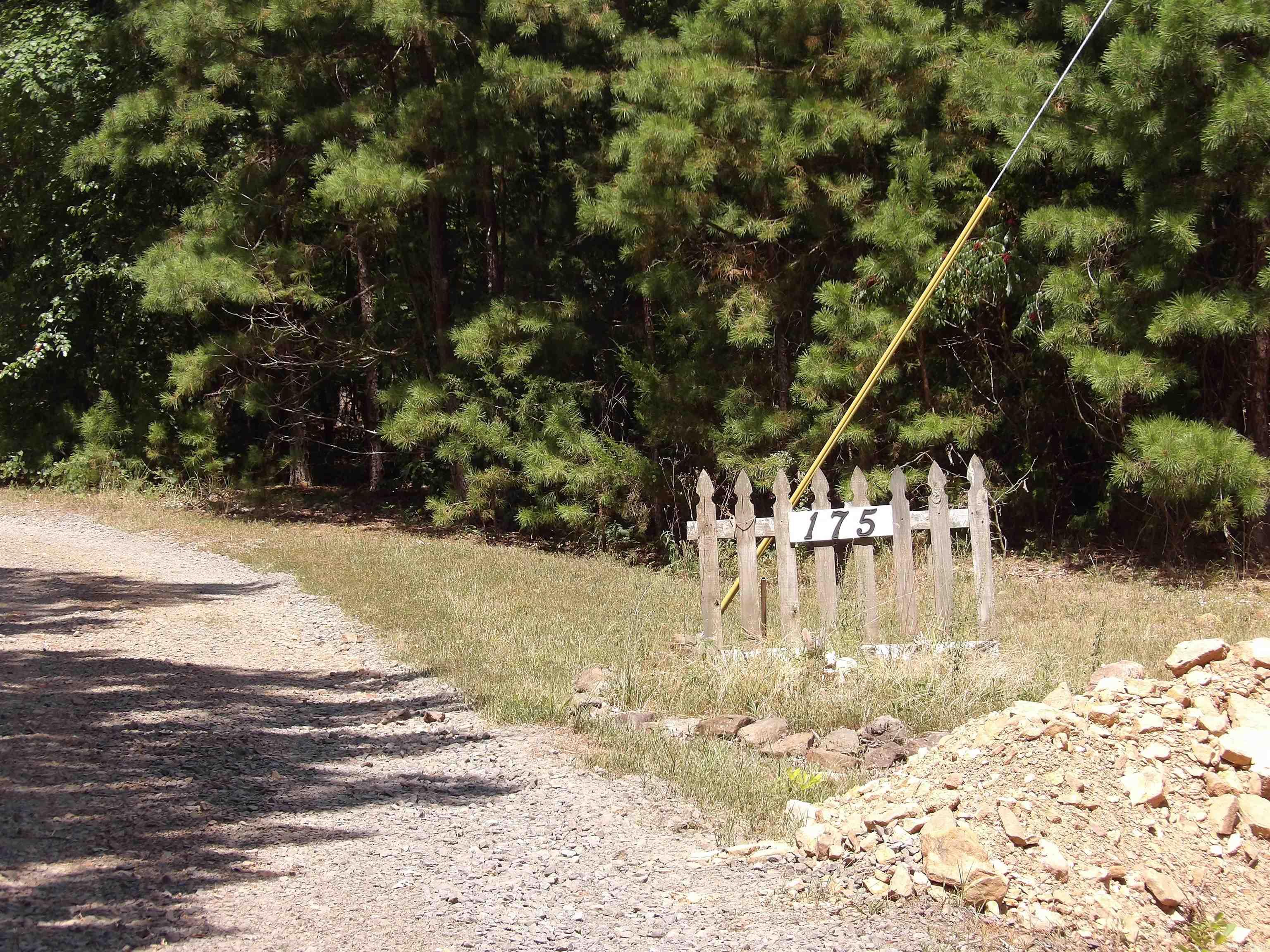 175 MELGIE RIDGE RD  Drasco, AR