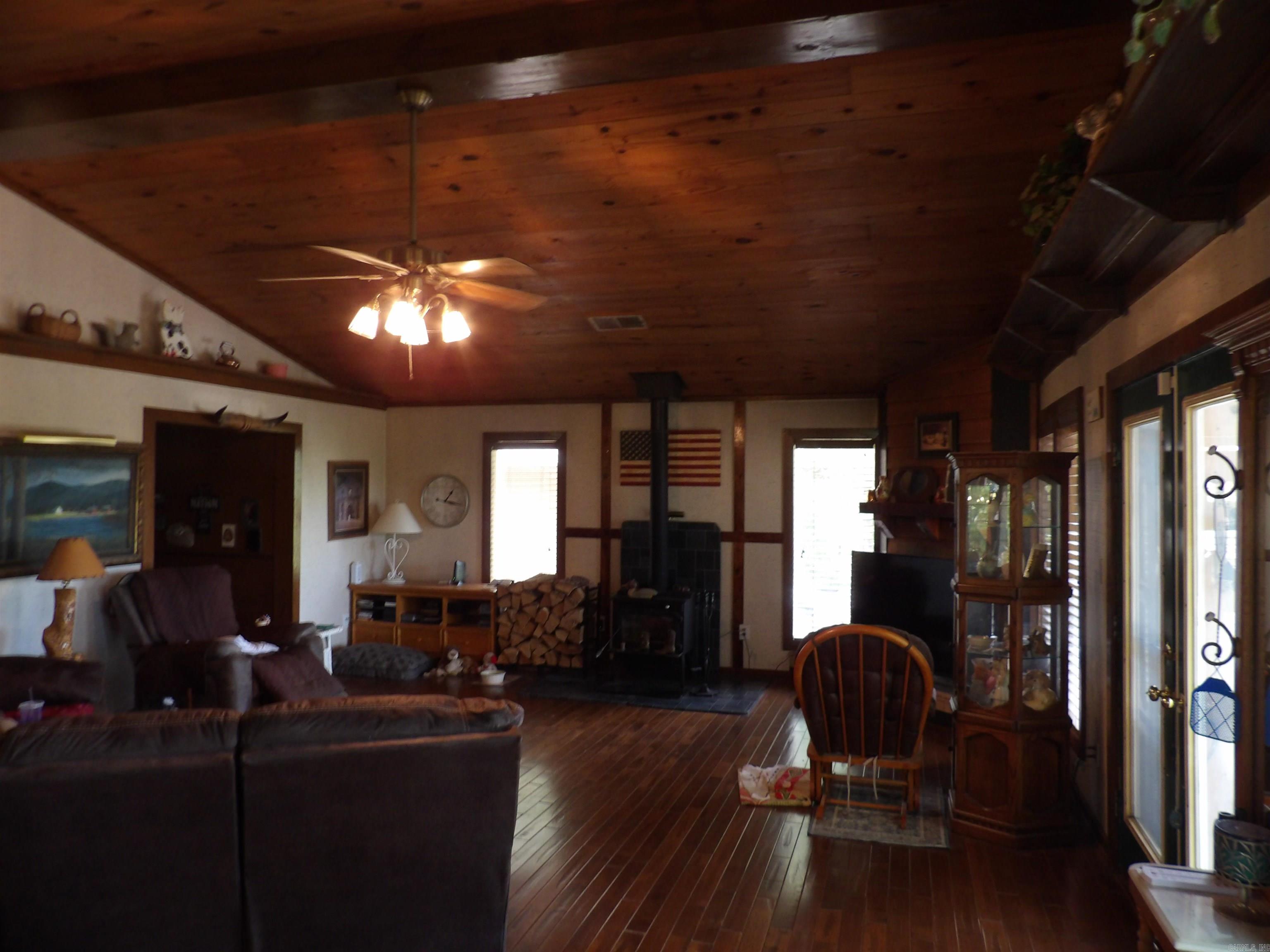 175 MELGIE RIDGE RD  Drasco, AR