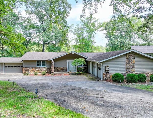 149  Scenic  Hot Springs, AR