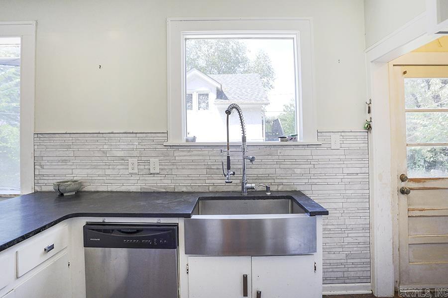 5122 Edgewood  Little Rock, AR