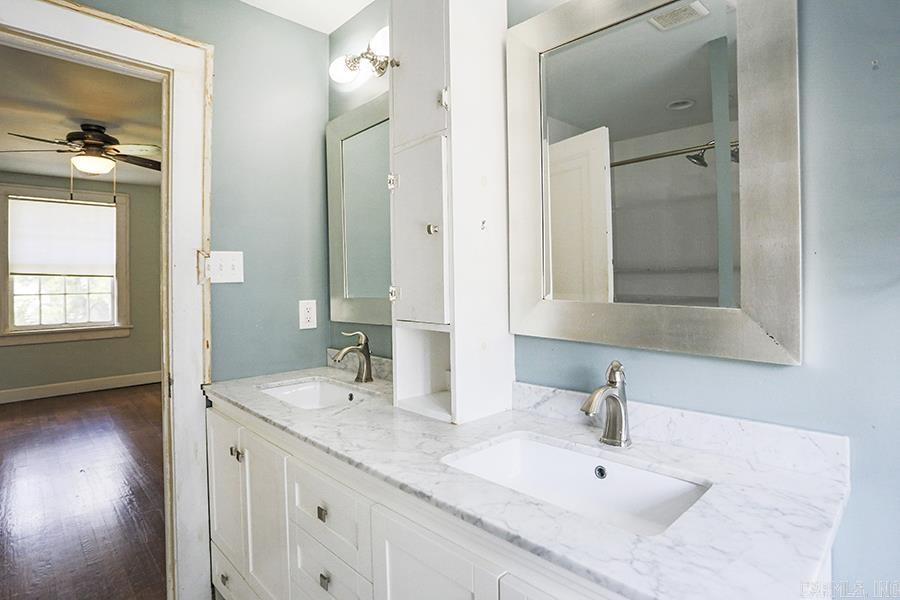 5122 Edgewood  Little Rock, AR