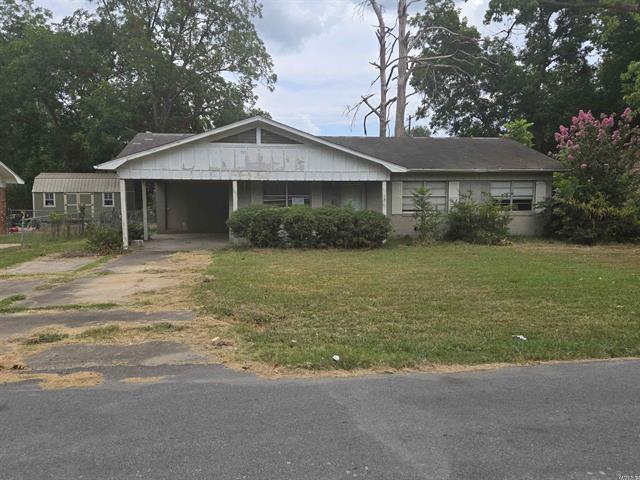 107 S John  Dumas, AR