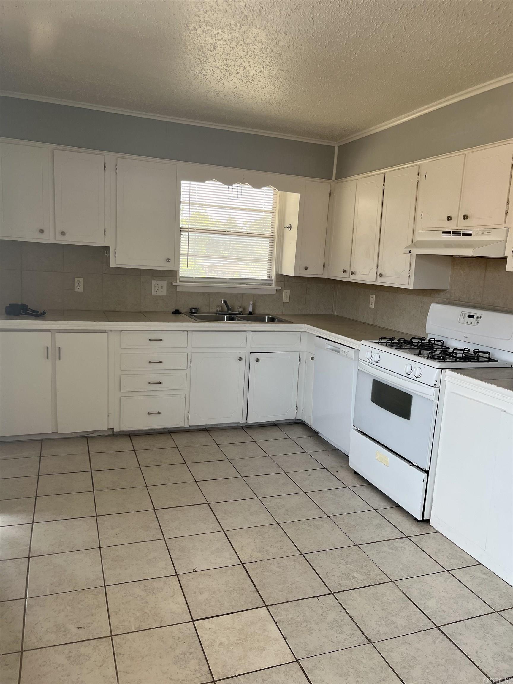 8000 Pinto  Sherwood, AR