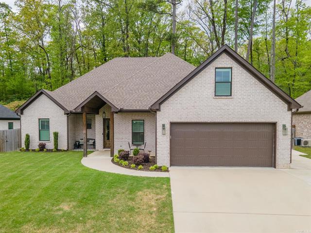 7901 S Shoreline  Benton, AR