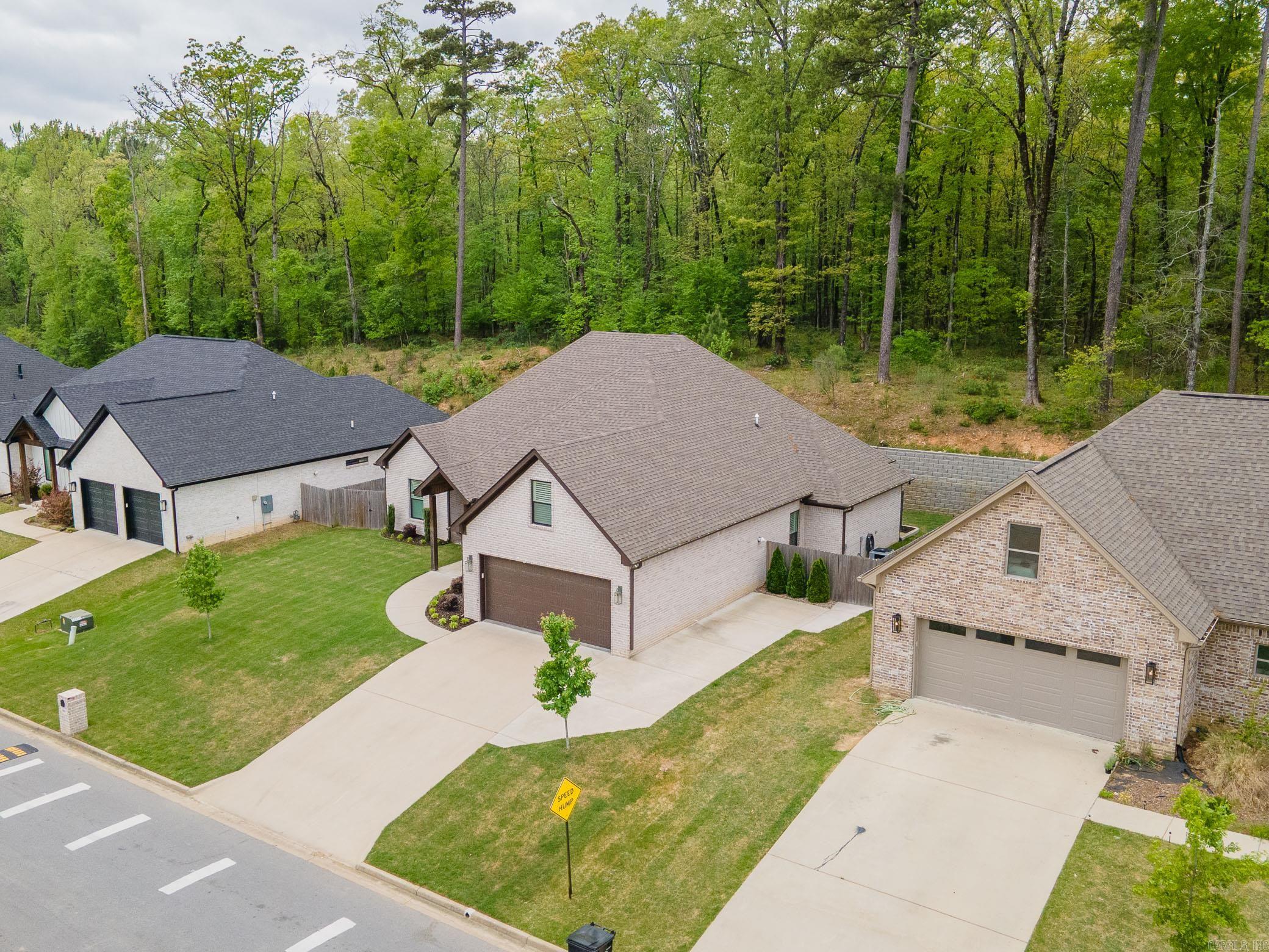 7901 S Shoreline  Benton, AR