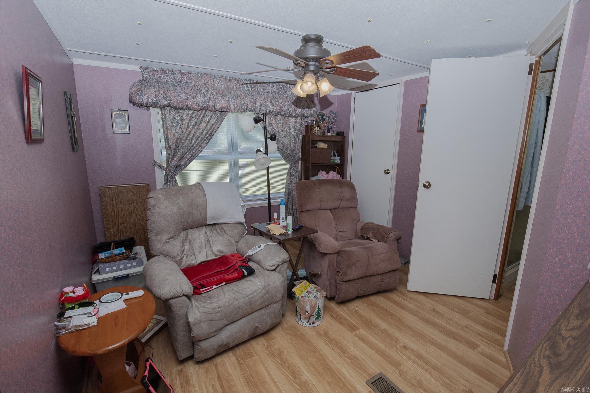 1508 Red Oak Ln.  Pine Bluff, AR