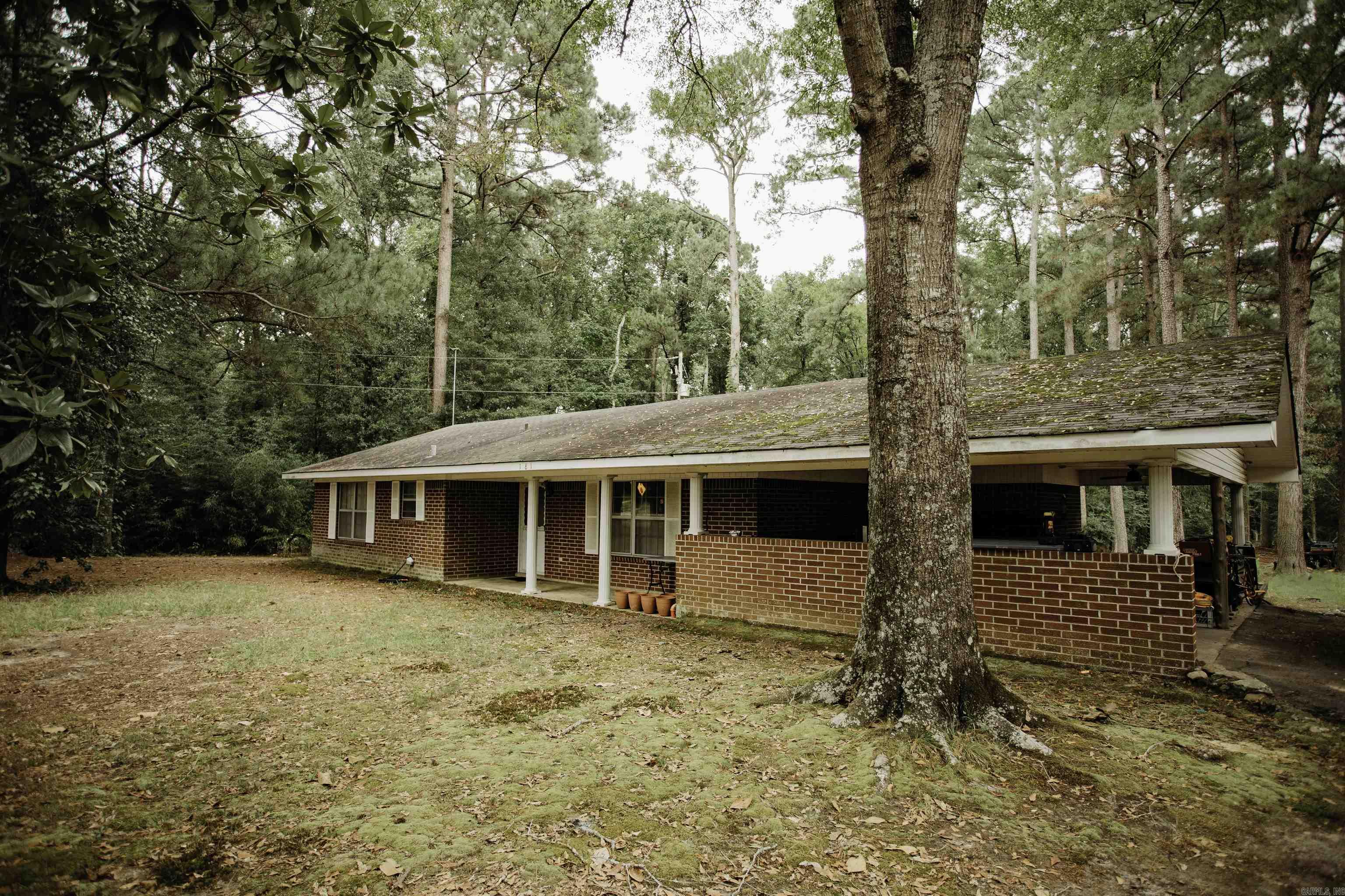 181 Oakland Road Strong, AR 71765