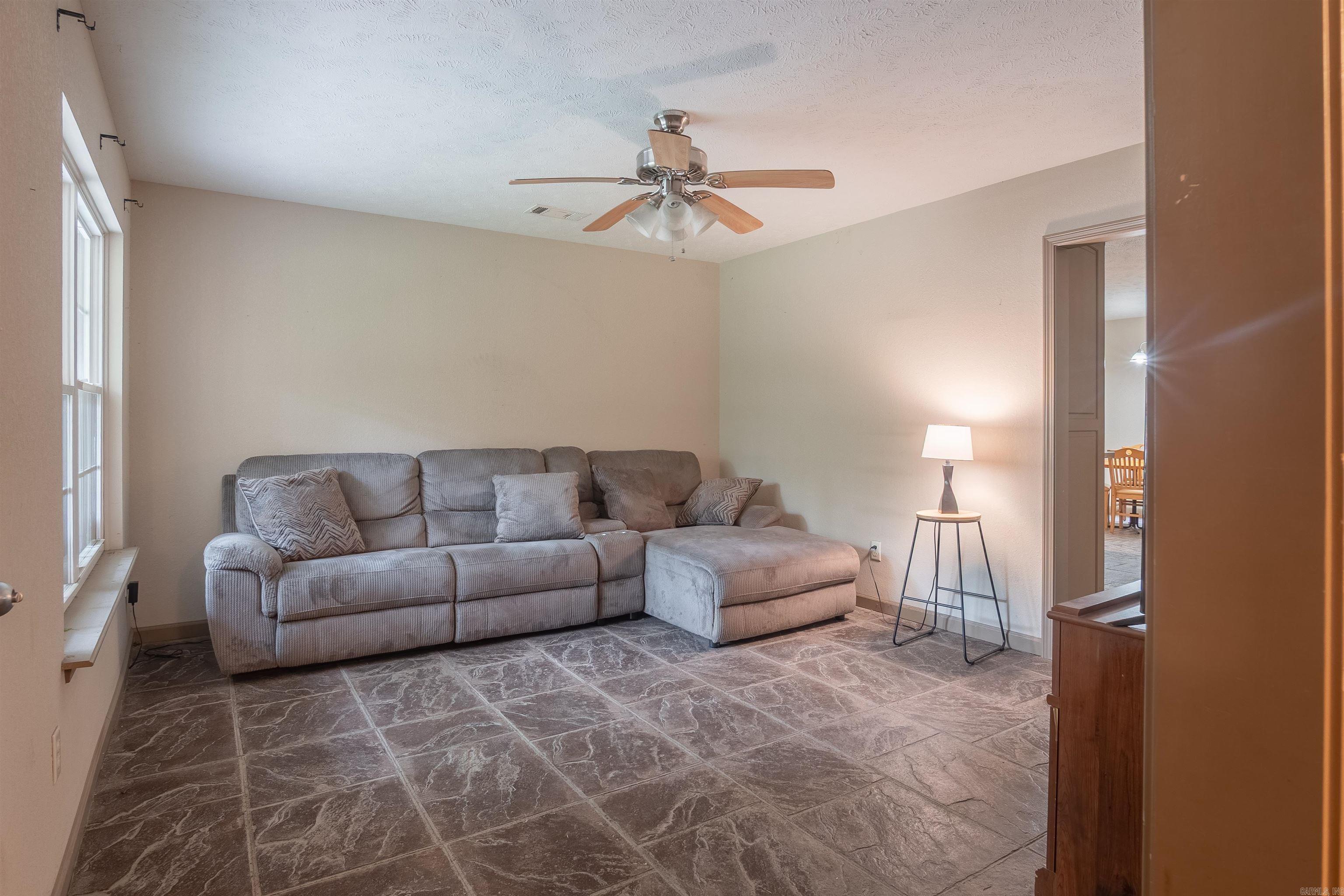 64 Lisa Marie  Ward, AR