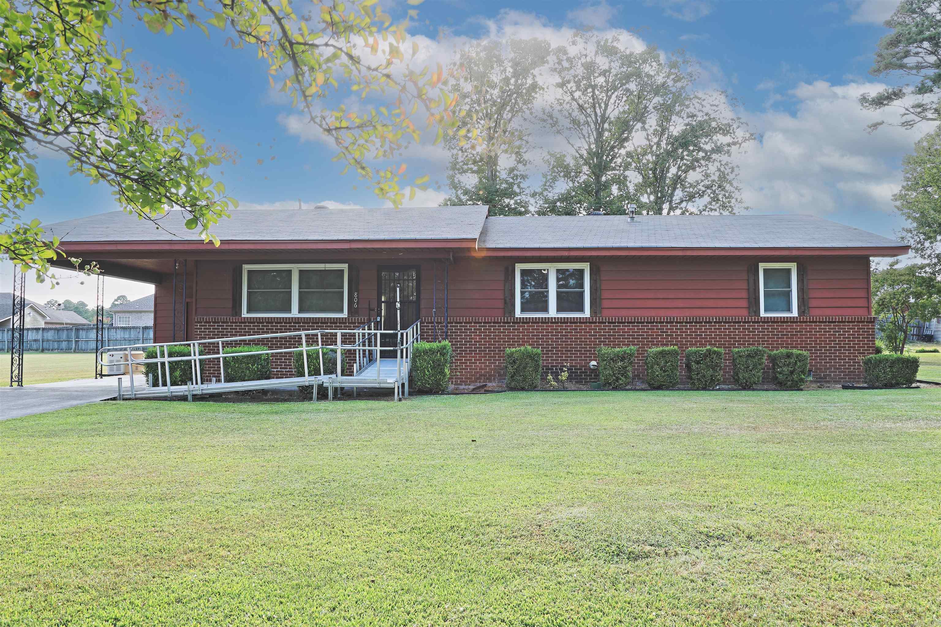 806 Meredith Street  White Hall, AR