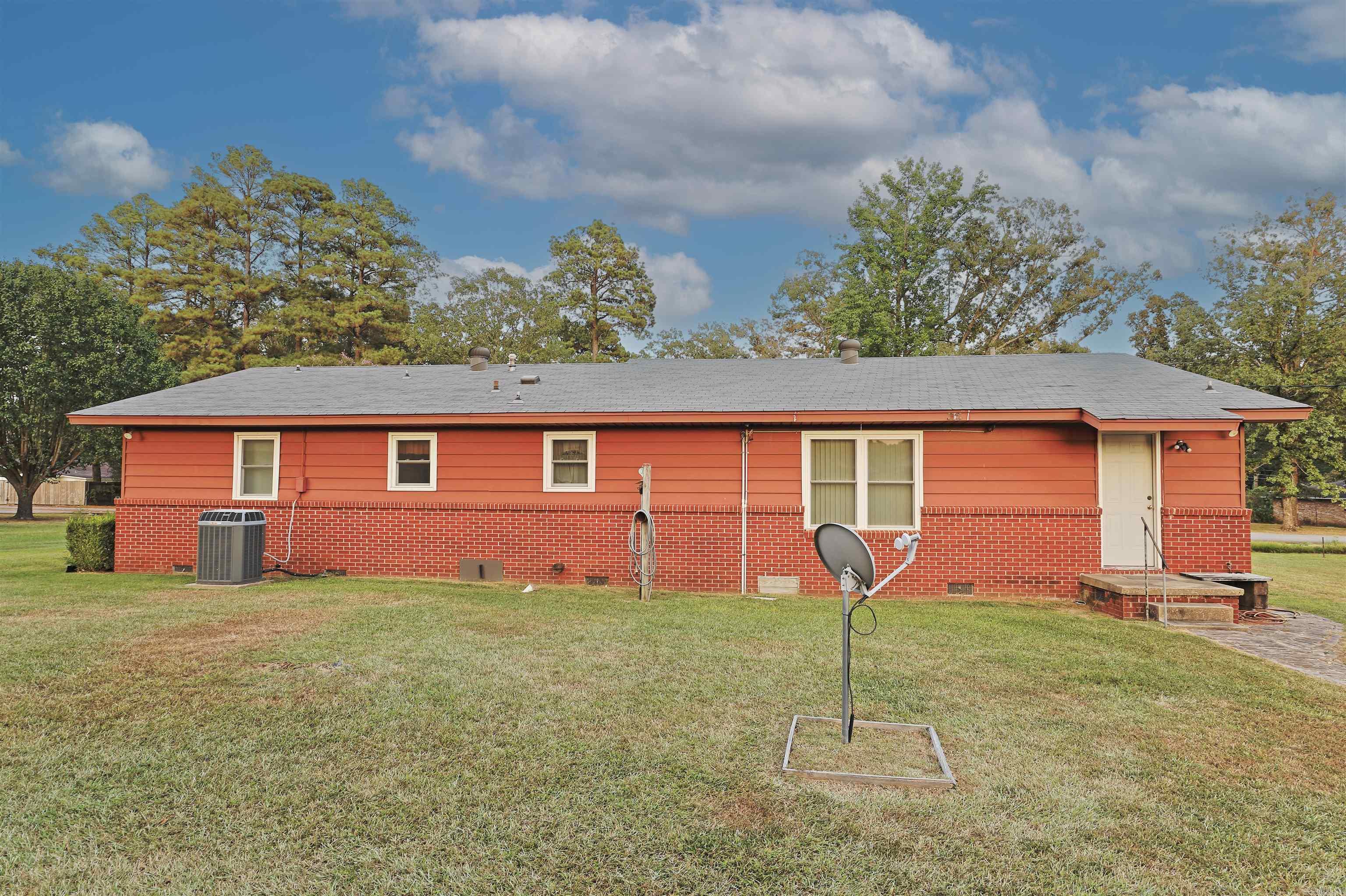 806 Meredith Street  White Hall, AR