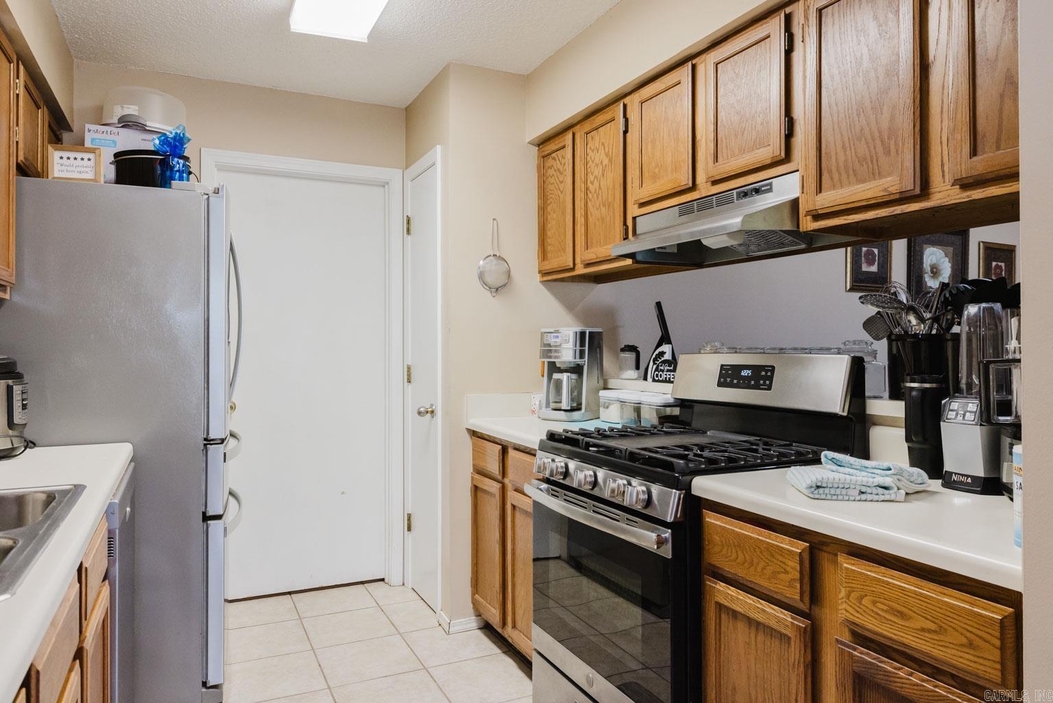 801 Lindy Cove  Bryant, AR