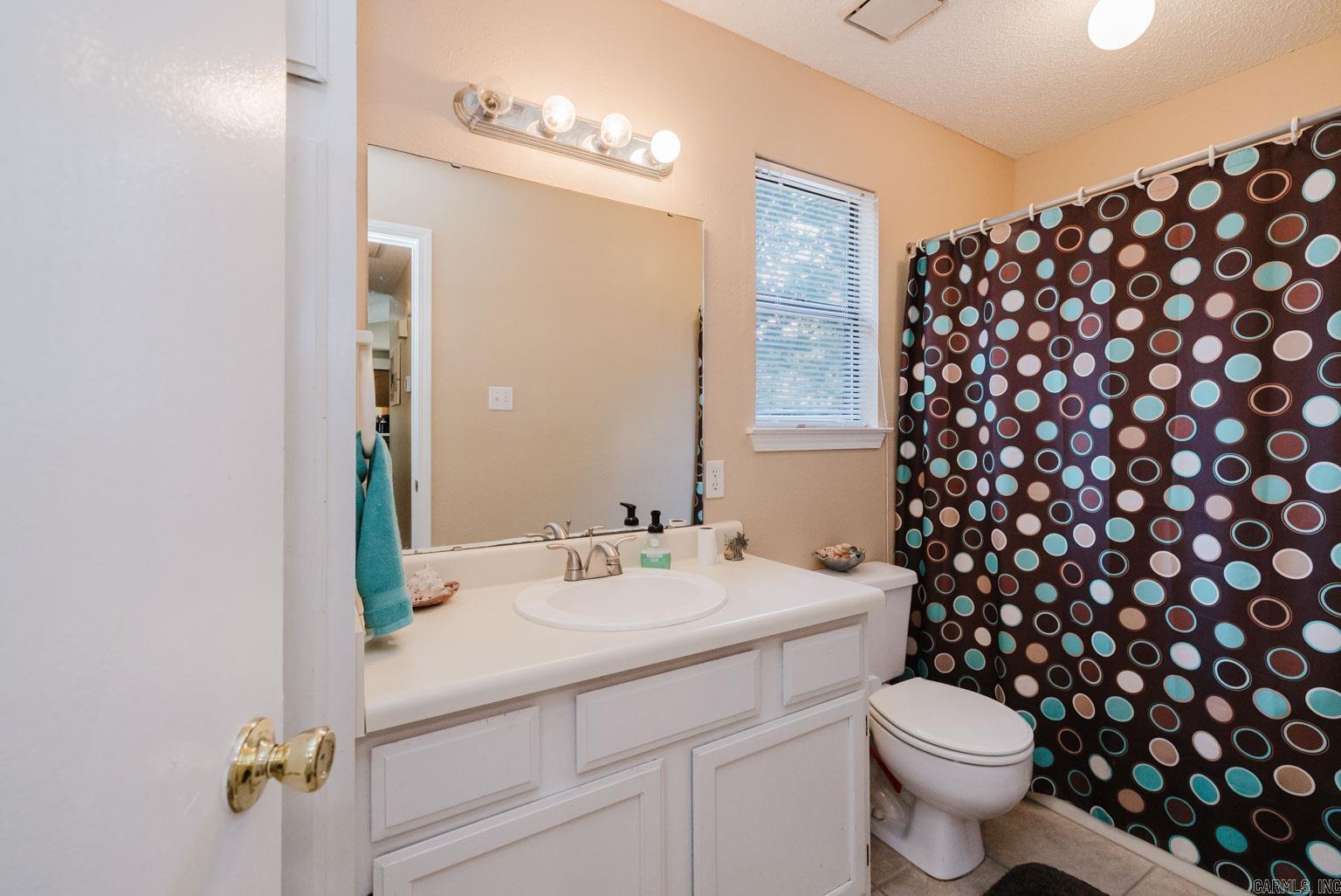 801 Lindy Cove  Bryant, AR